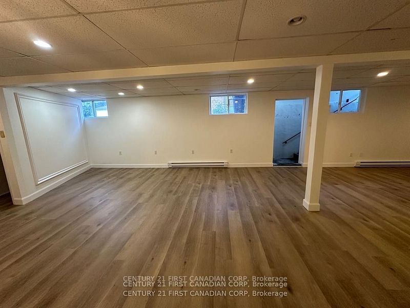2479 Main Street E 1 Property Photo 11