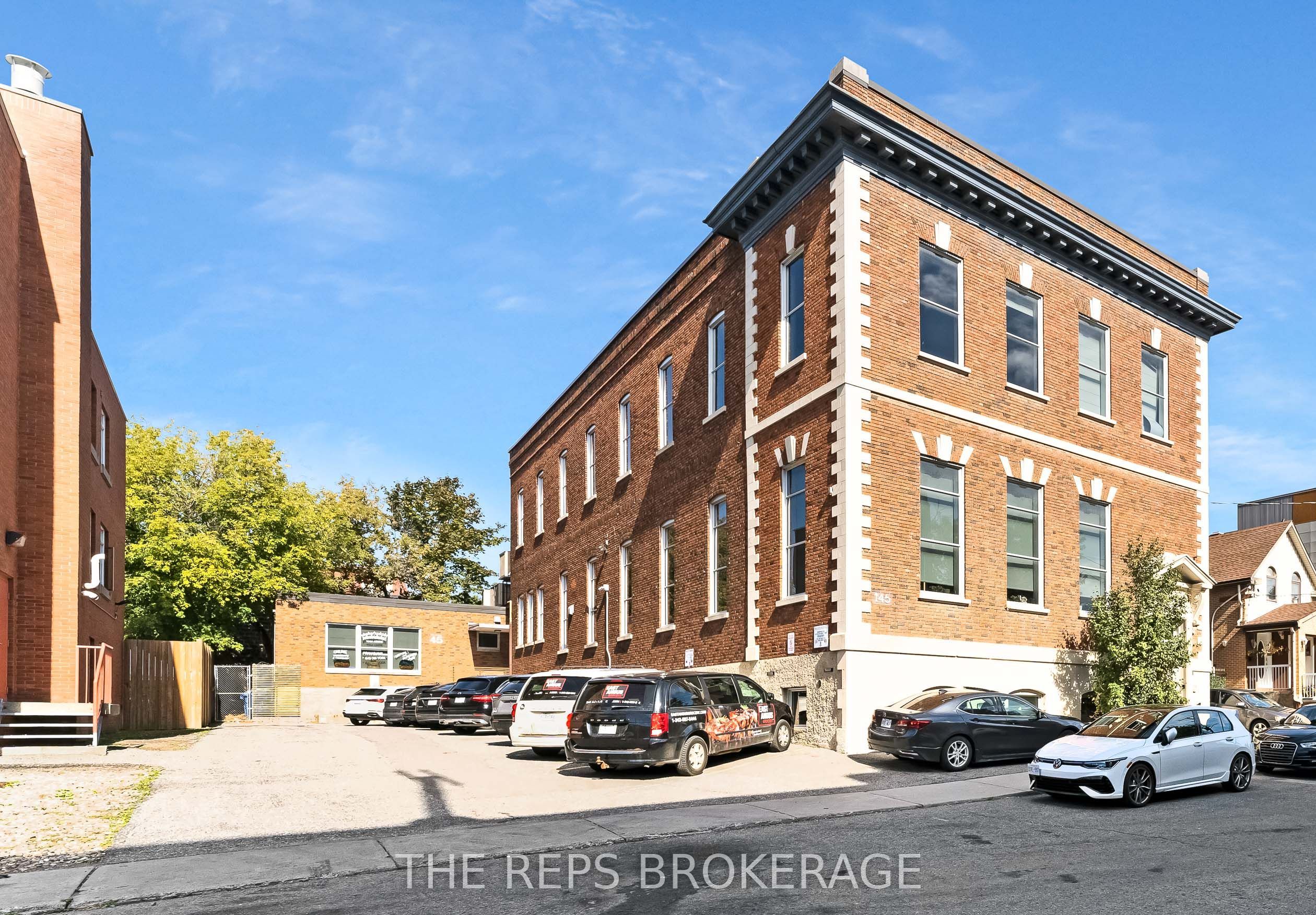 43-45 Eccles Street W Property Photo 1