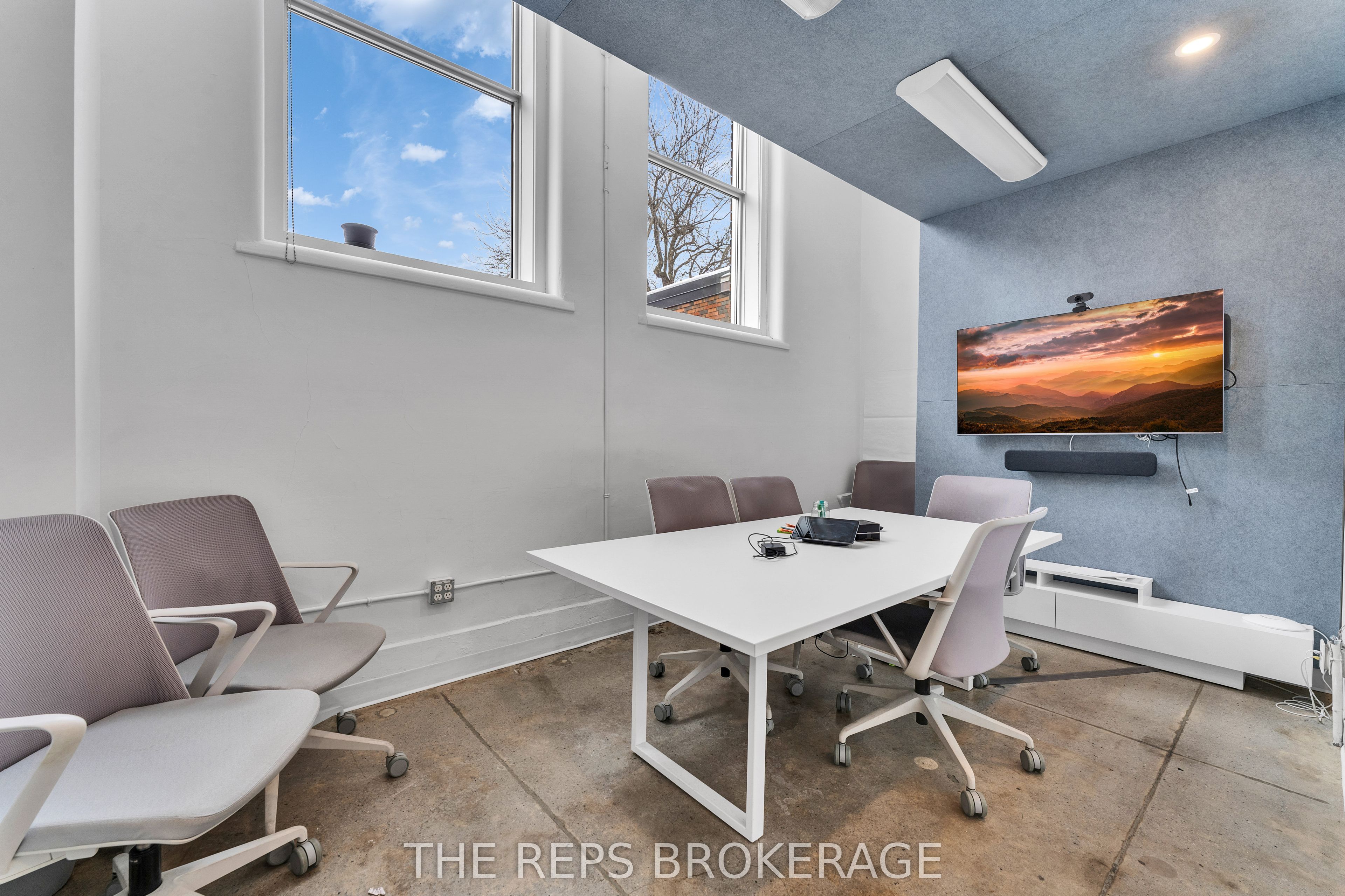 43-45 Eccles Street W Property Photo 18