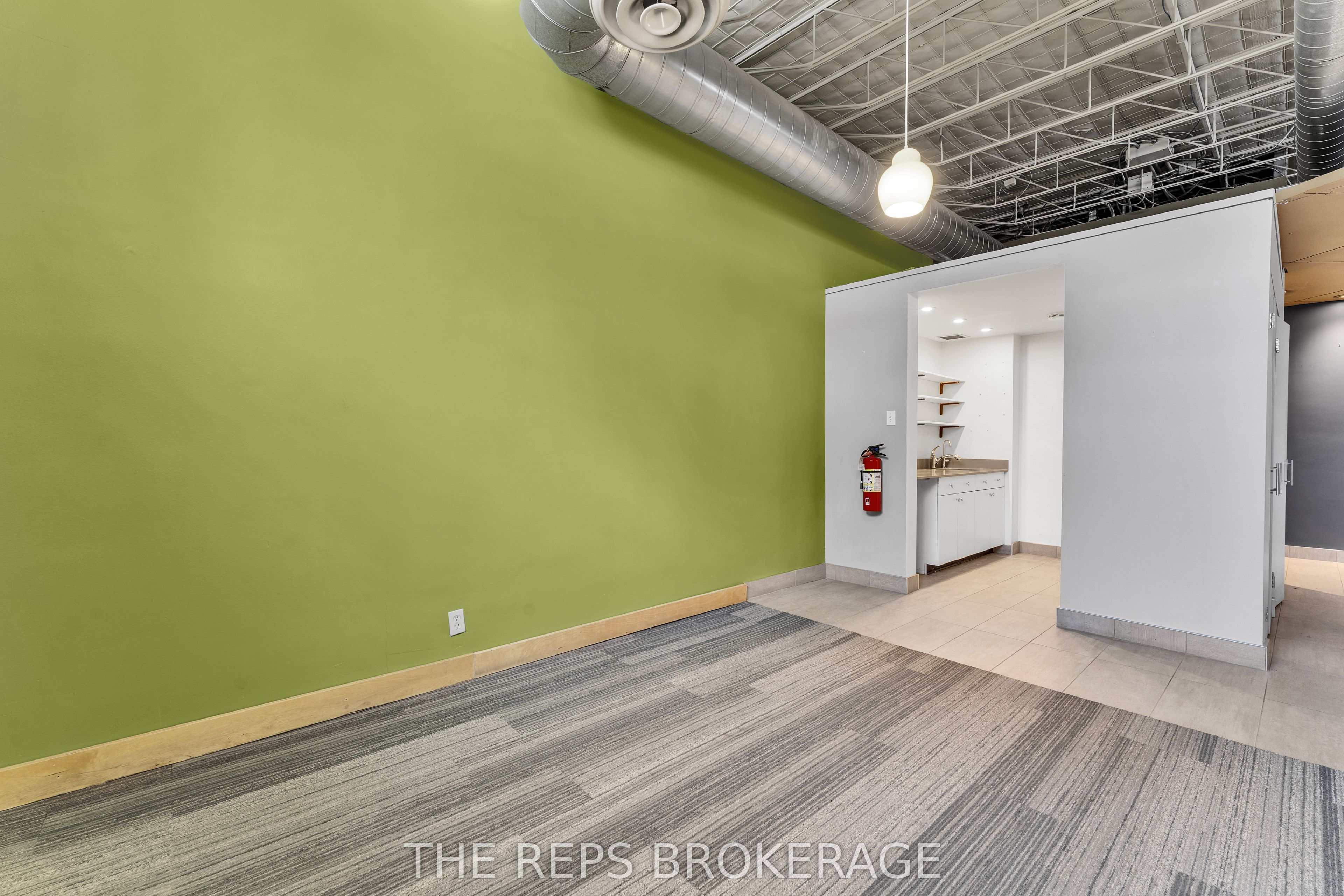 43-45 Eccles Street W Property Photo 29