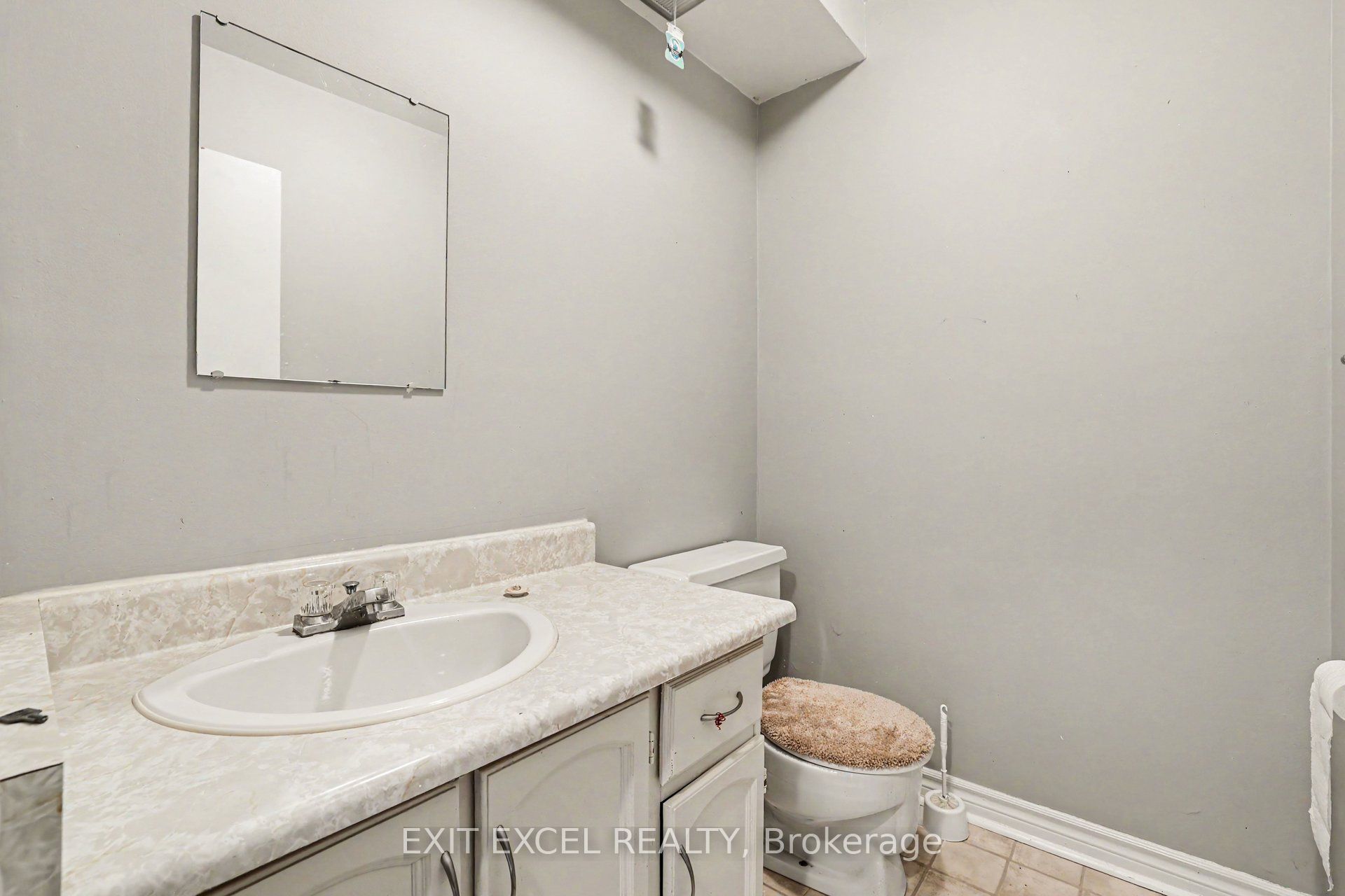 2139 Eric Crescent 47 Property Photo 17
