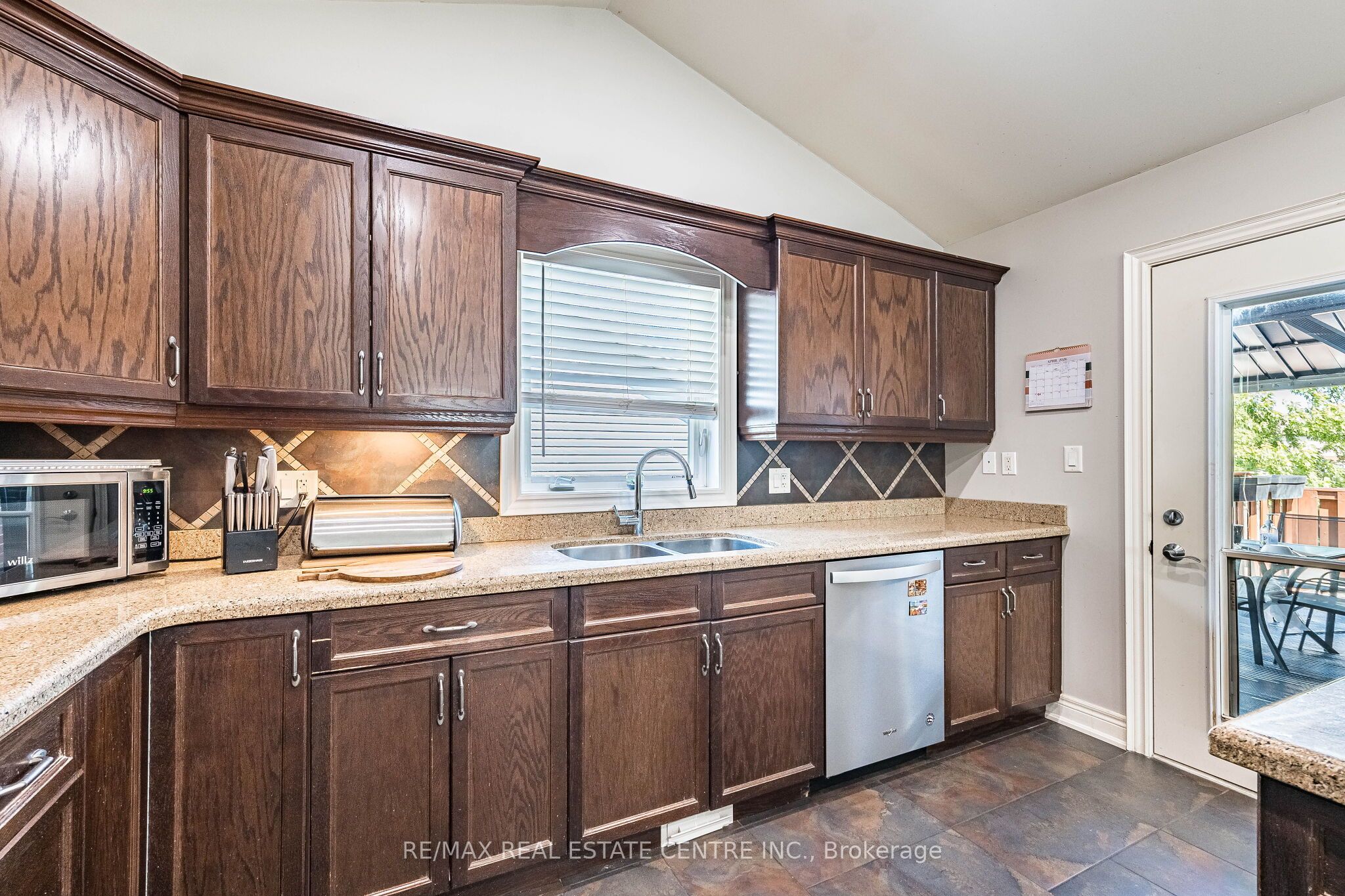 8493 Glavcic Drive Property Photo 16