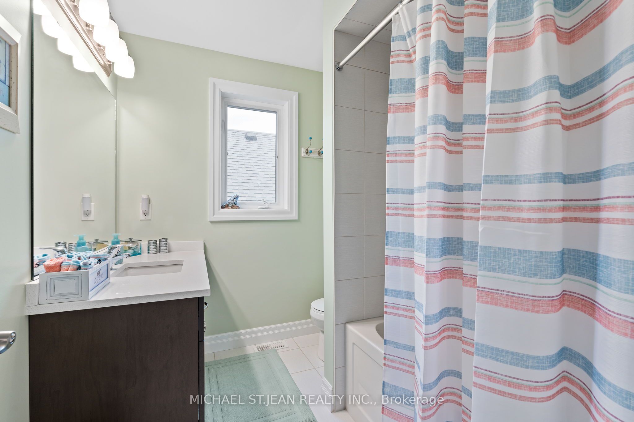 3814 Ryan Avenue Property Photo 36