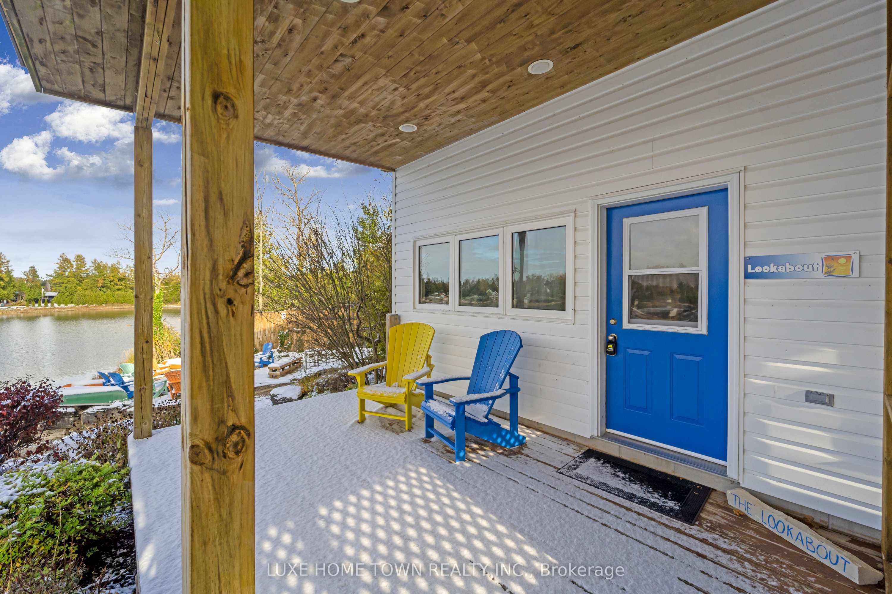 34 Green Cedar Drive N Property Photo 8