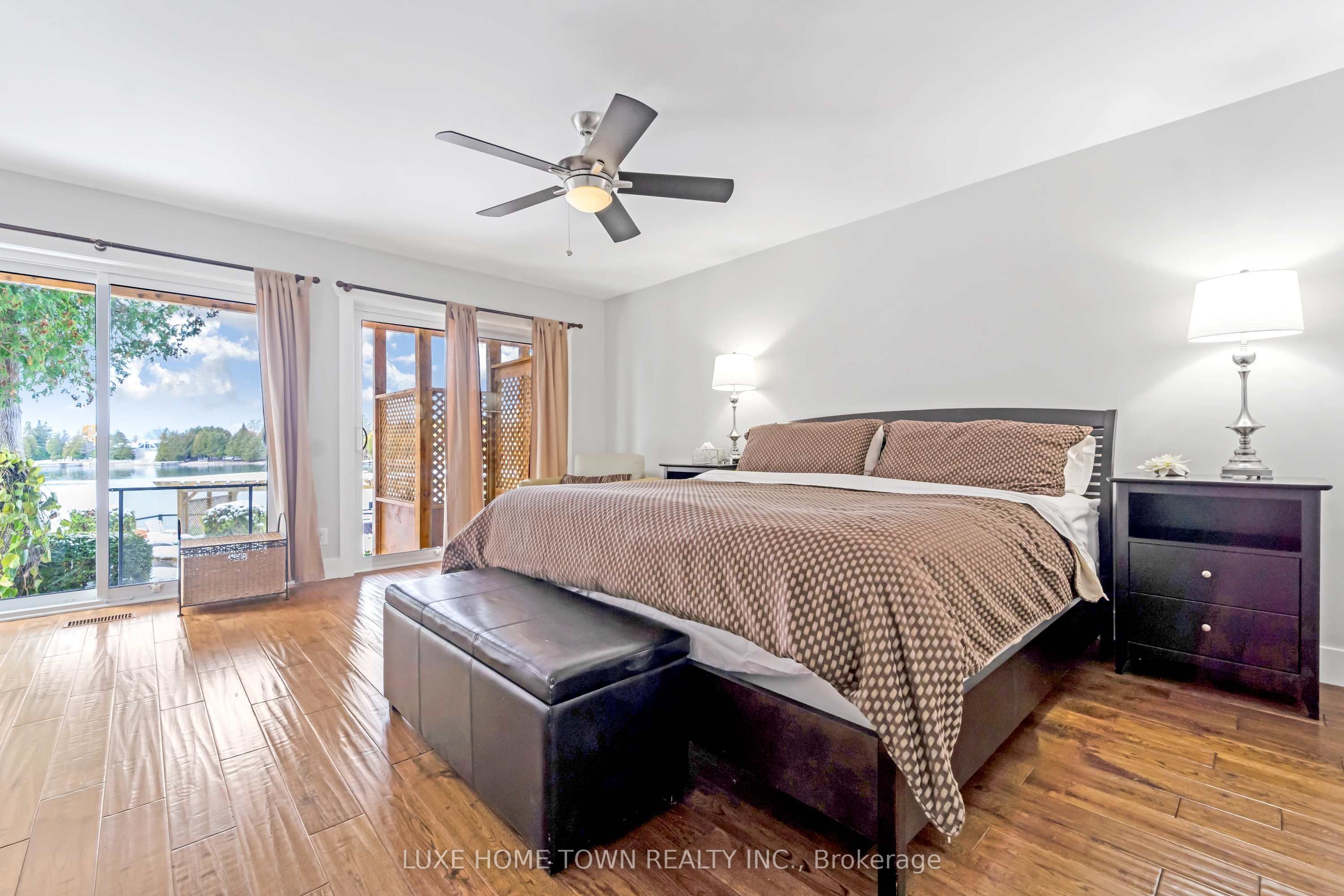 34 Green Cedar Drive N Property Photo 16
