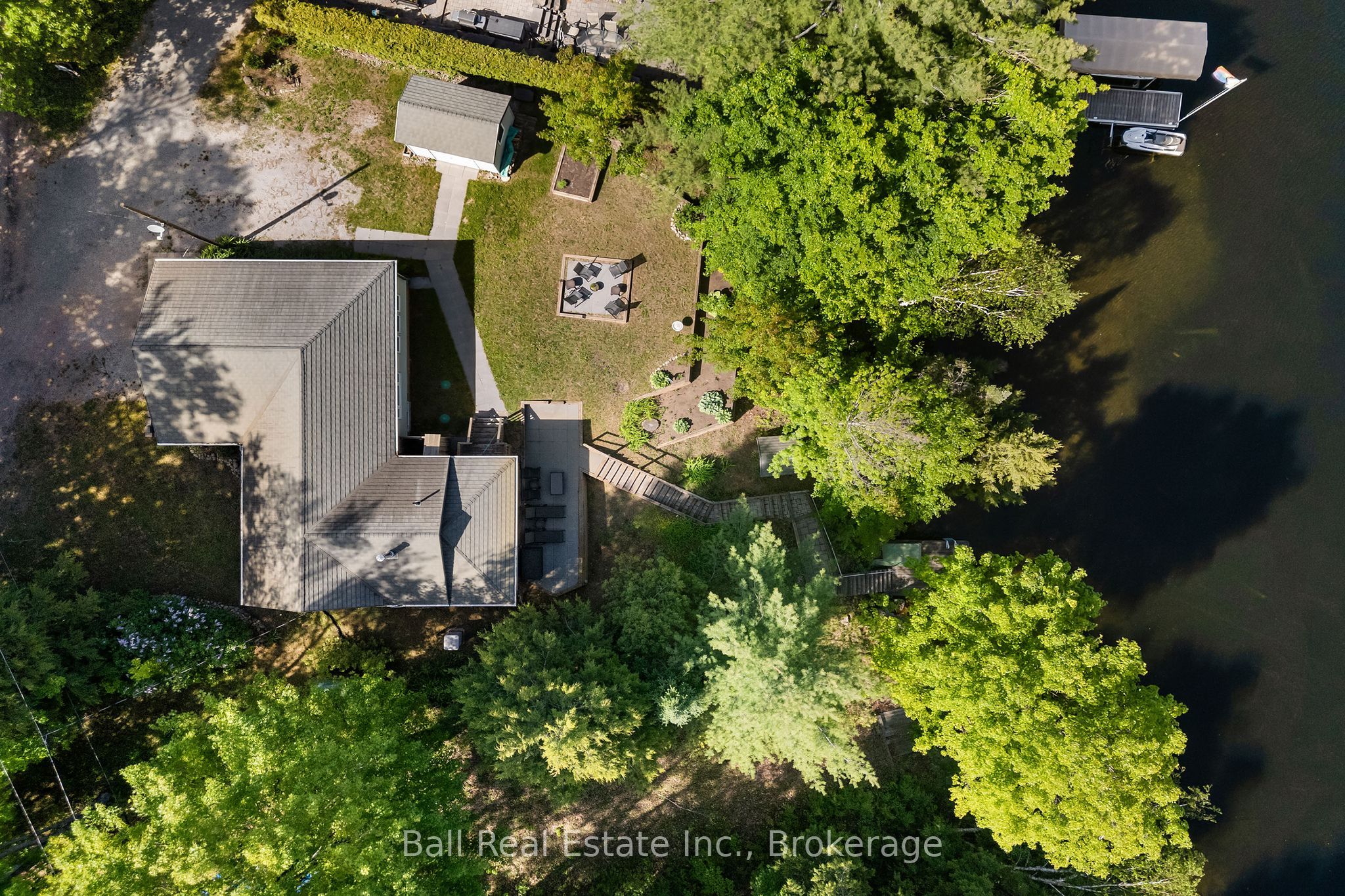 1120 Ruthven Road Property Photo 5