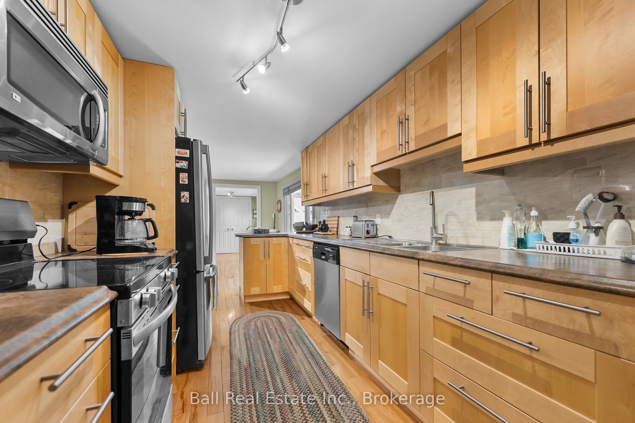 1120 Ruthven Road Property Photo 19