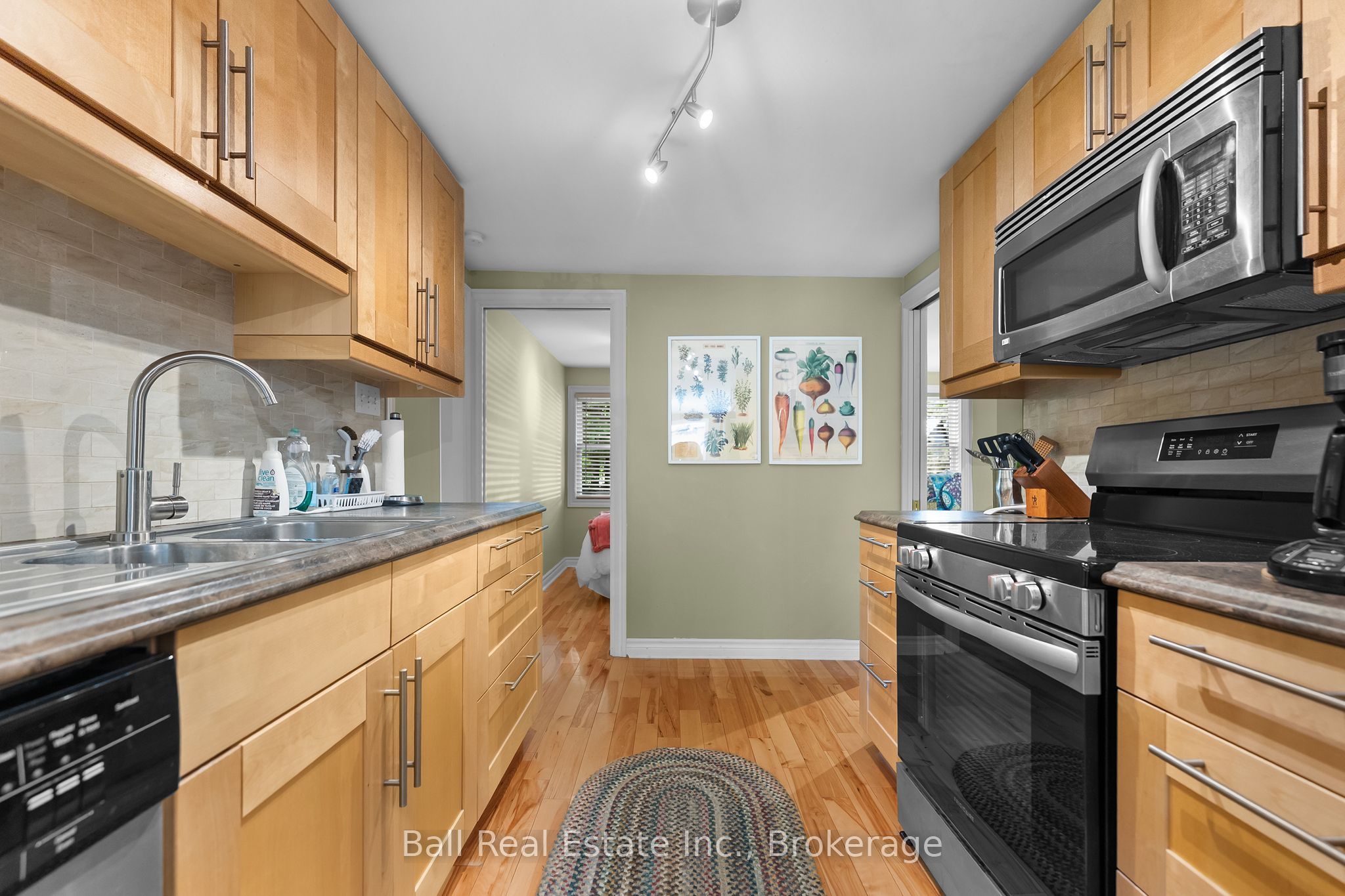 1120 Ruthven Road Property Photo 20