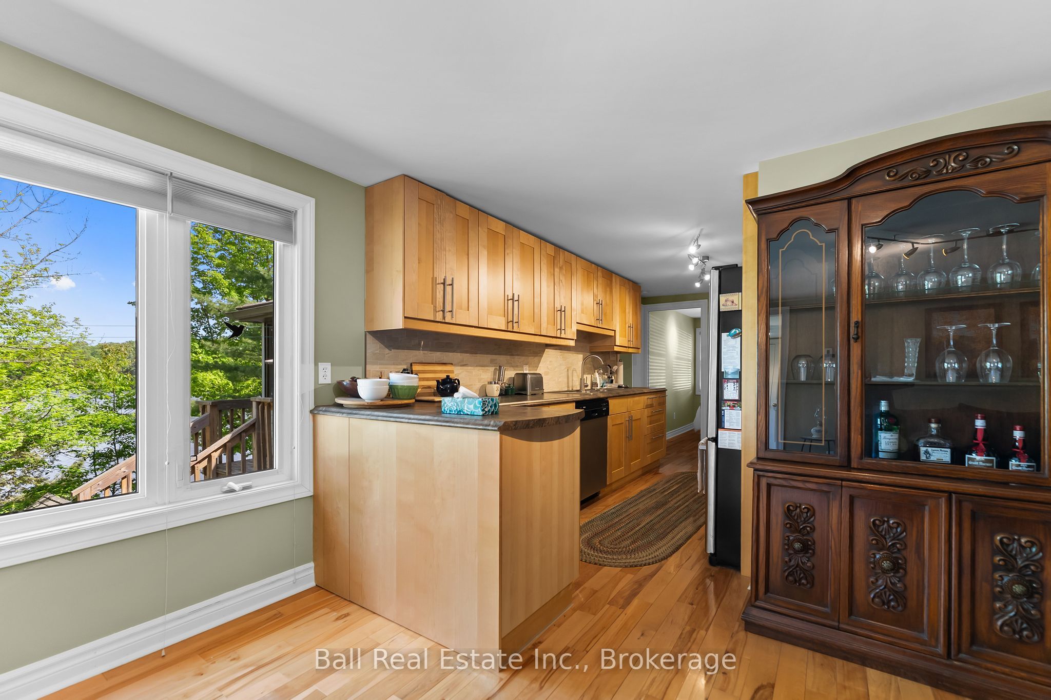 1120 Ruthven Road Property Photo 21