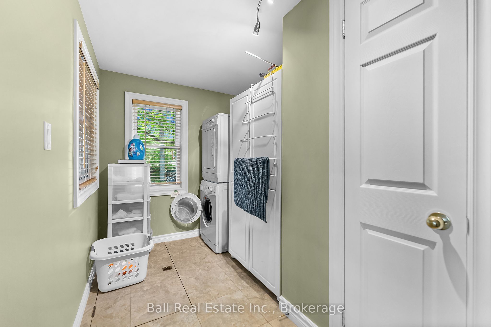 1120 Ruthven Road Property Photo 24