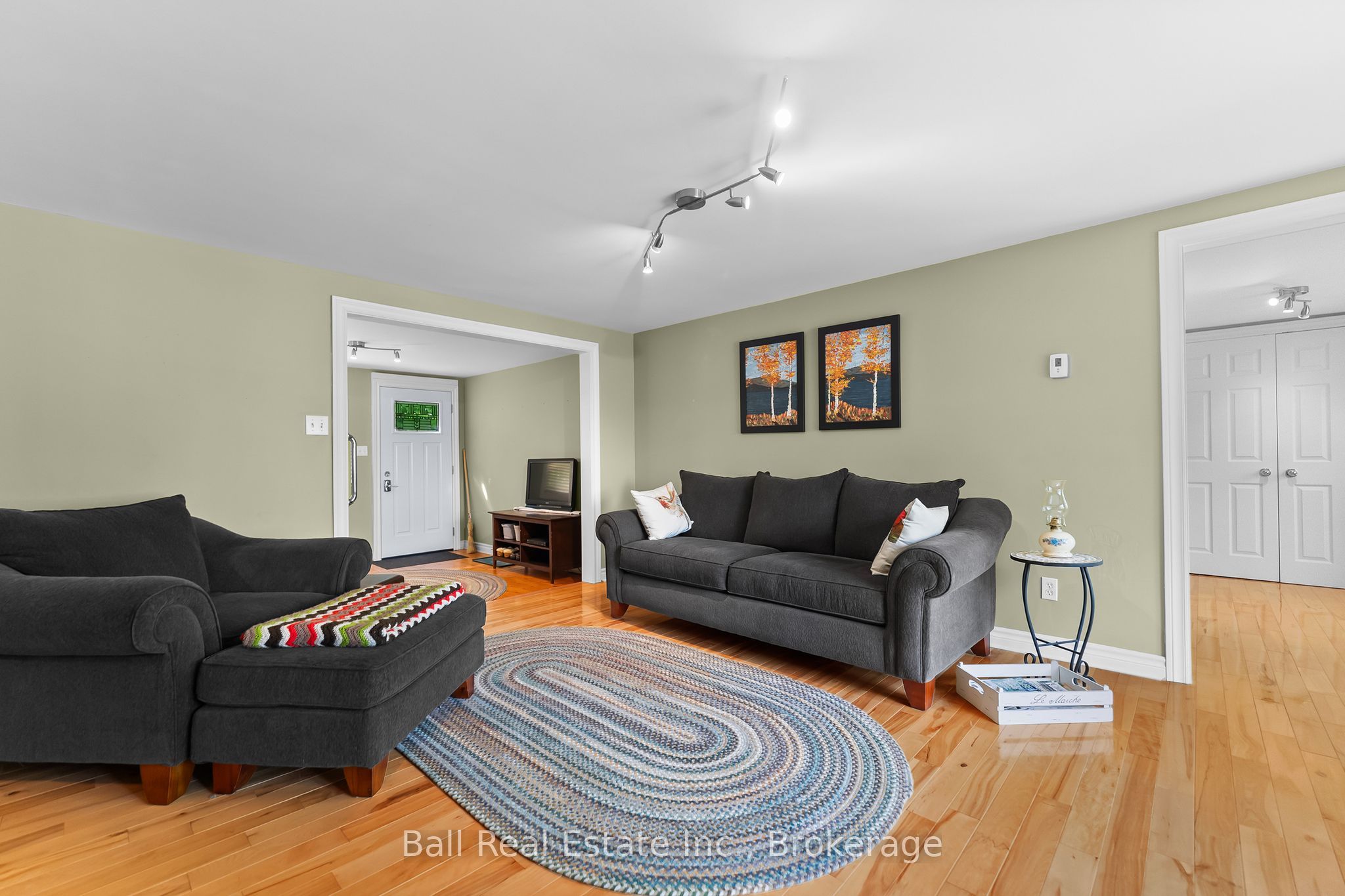 1120 Ruthven Road Property Photo 27