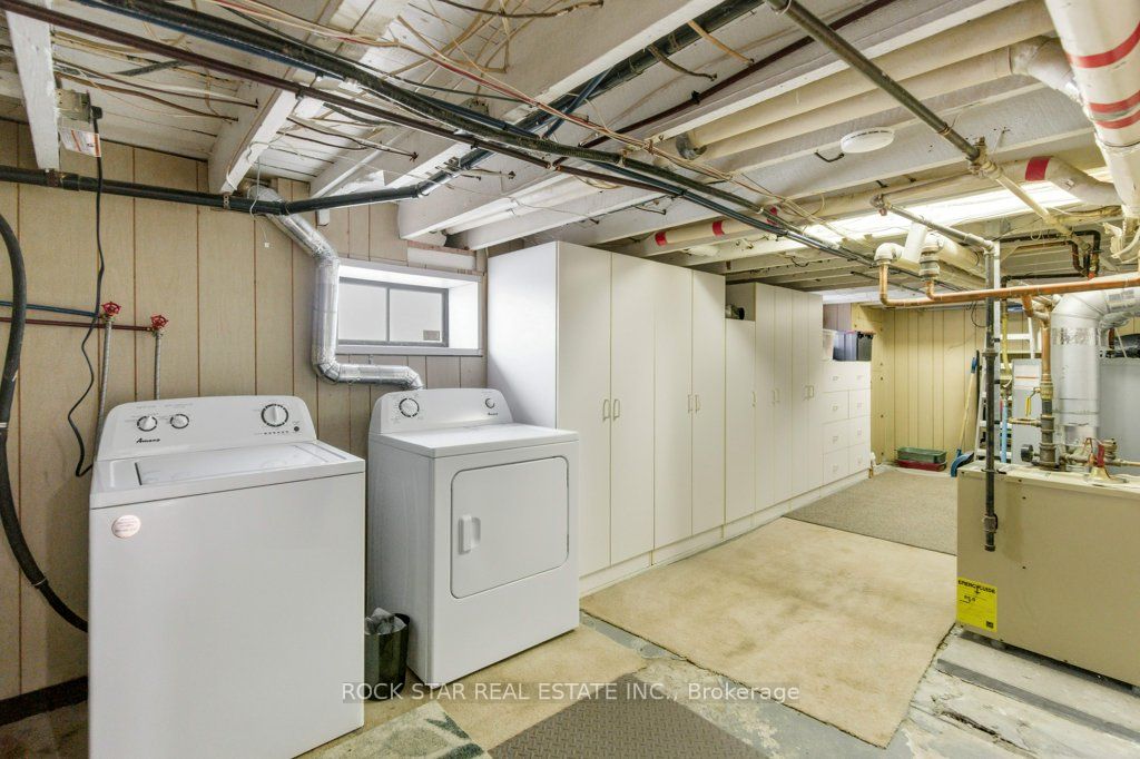 111 Mcalpine Avenue S Property Photo 17