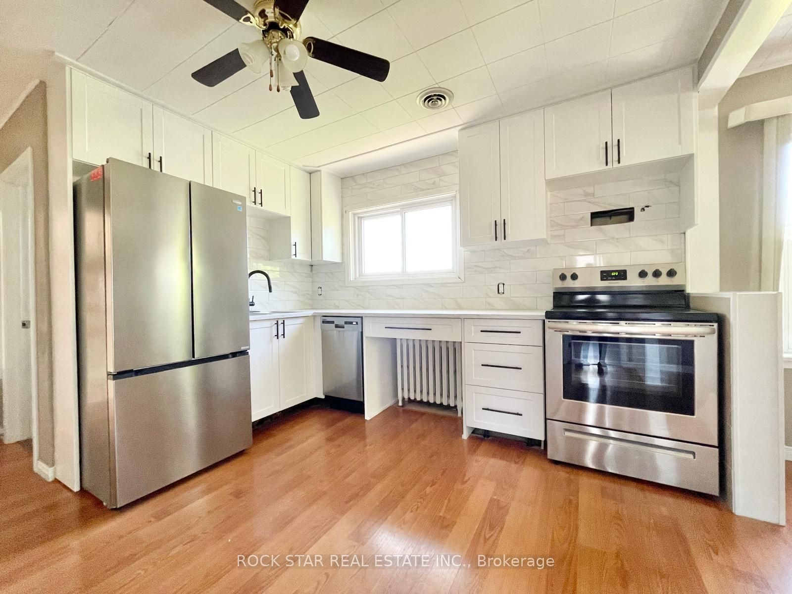 111 Mcalpine Avenue S Property Photo 22