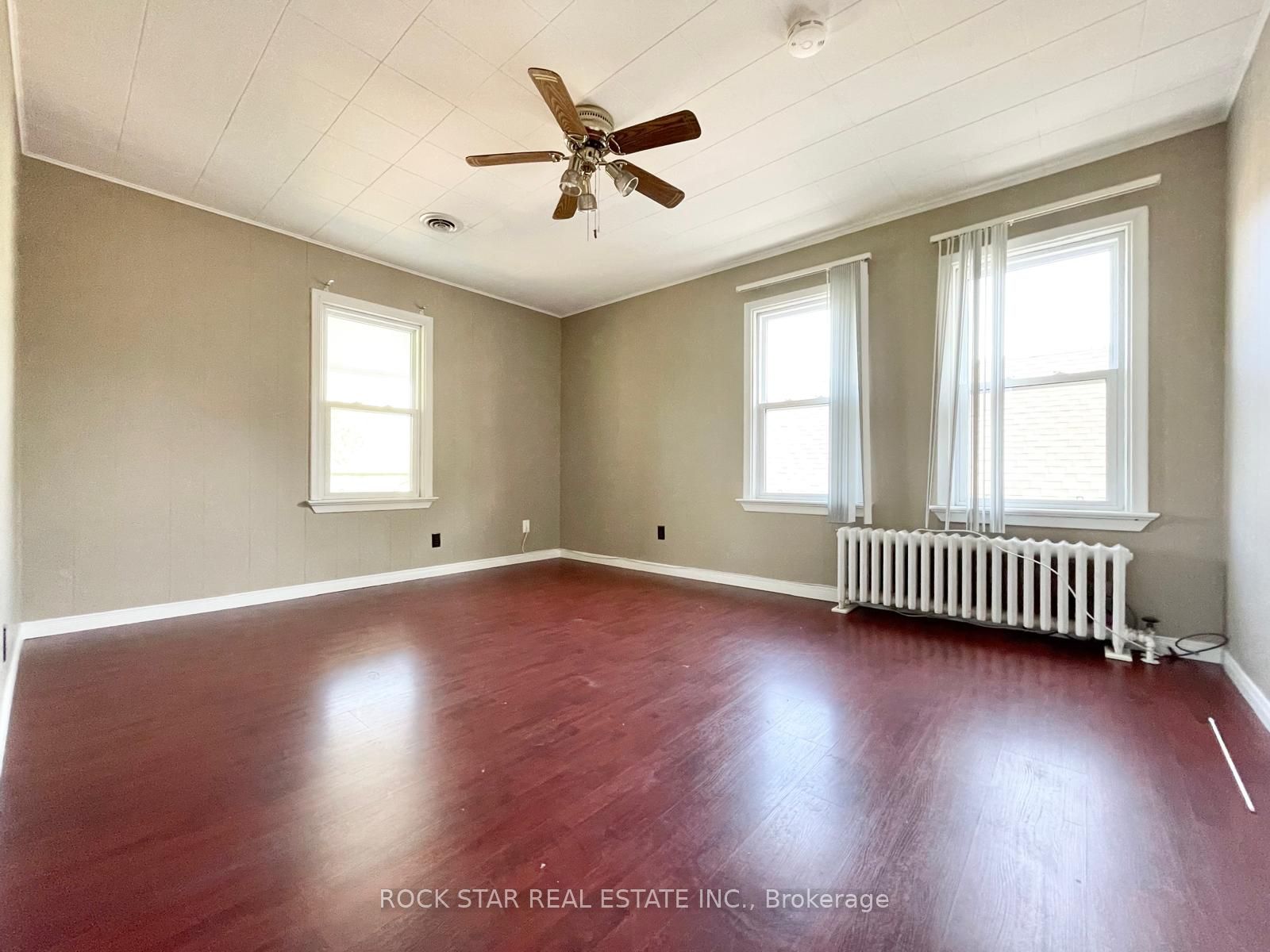 111 Mcalpine Avenue S Property Photo 23