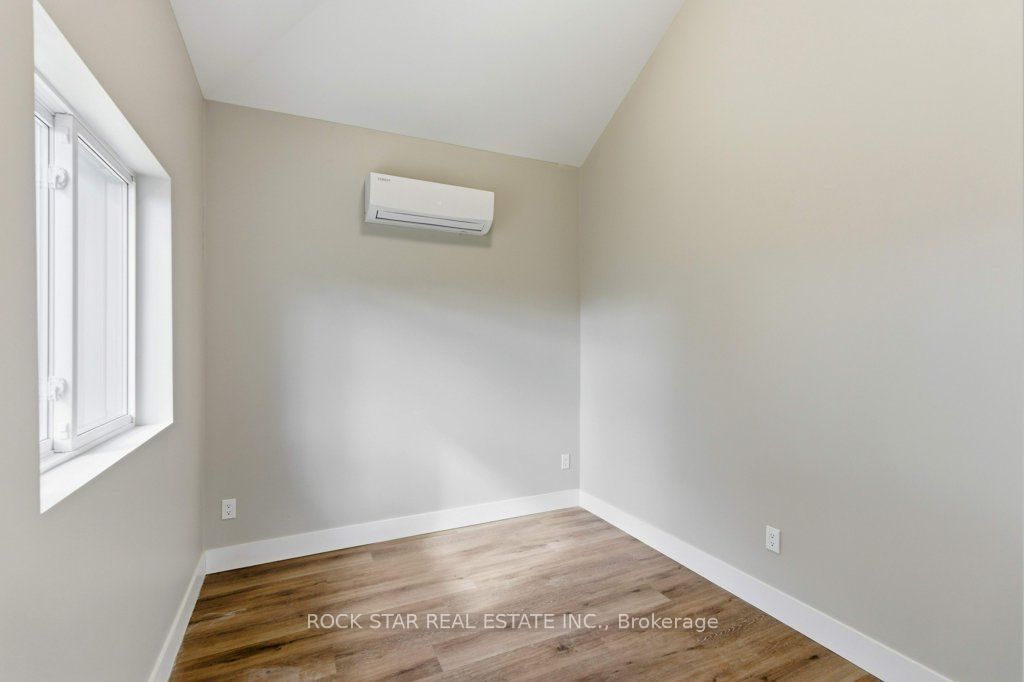 111 Mcalpine Avenue S Property Photo 37