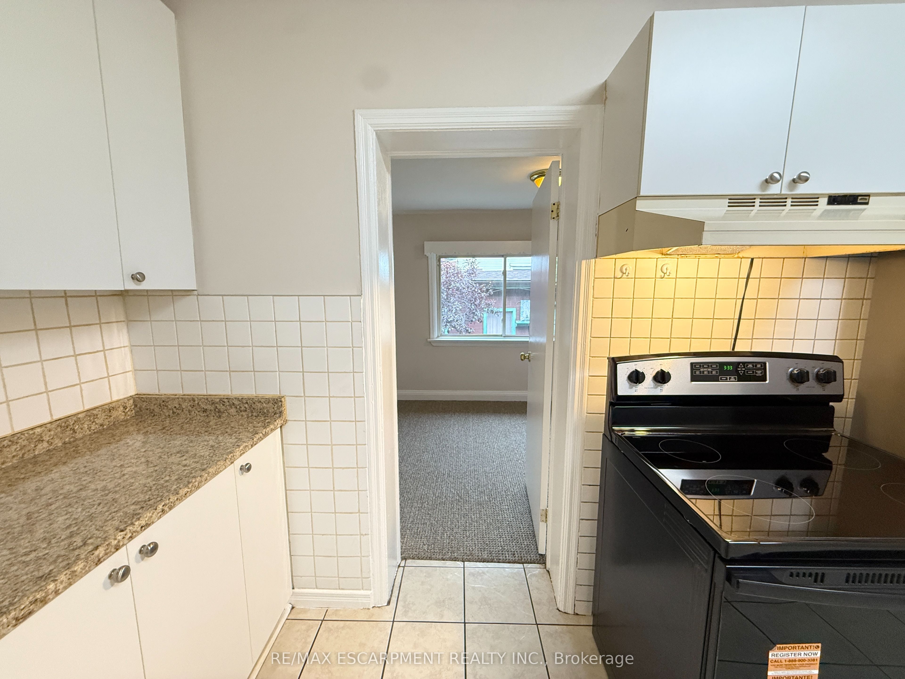 24 Somerset Avenue Property Photo 9