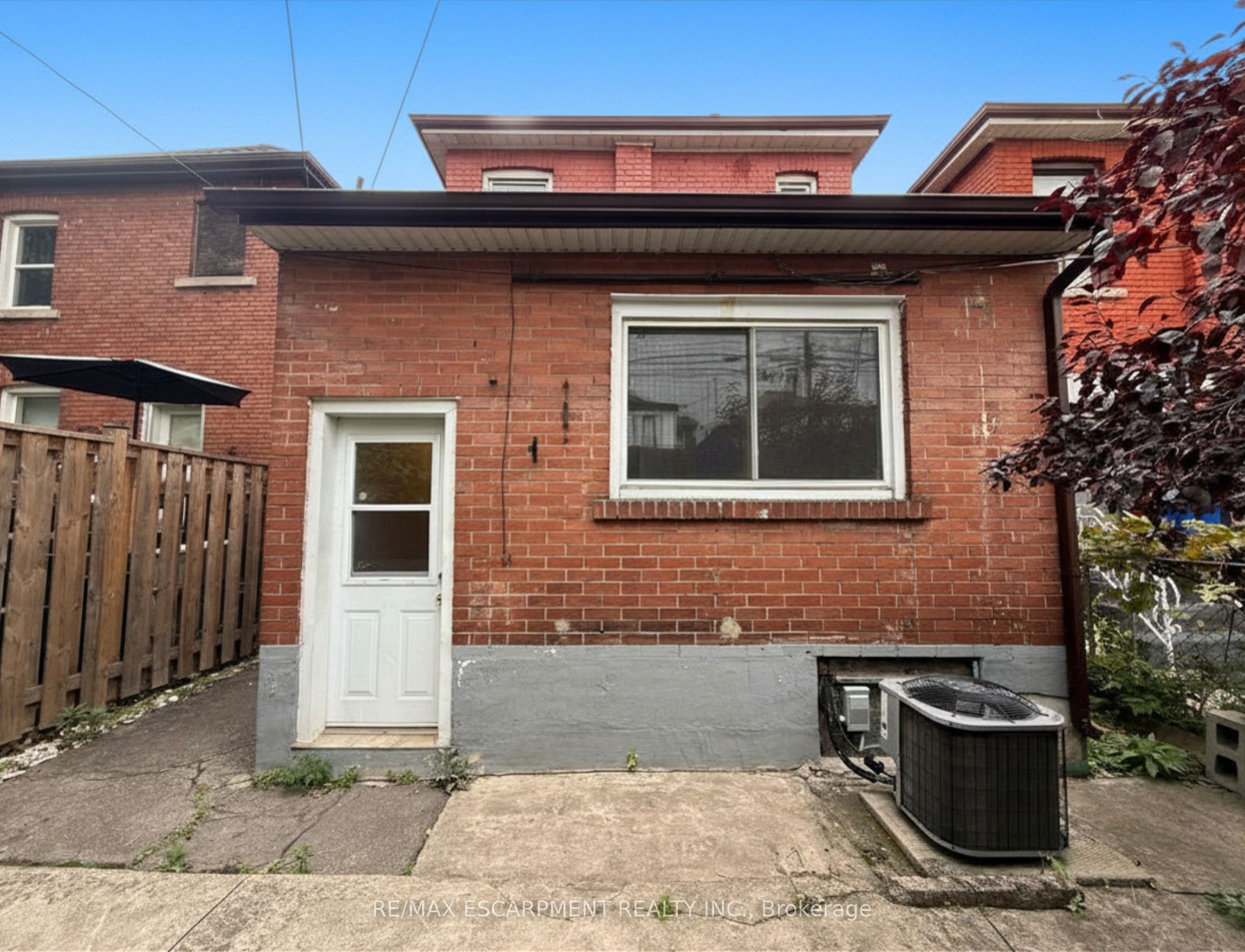 24 Somerset Avenue Property Photo 26