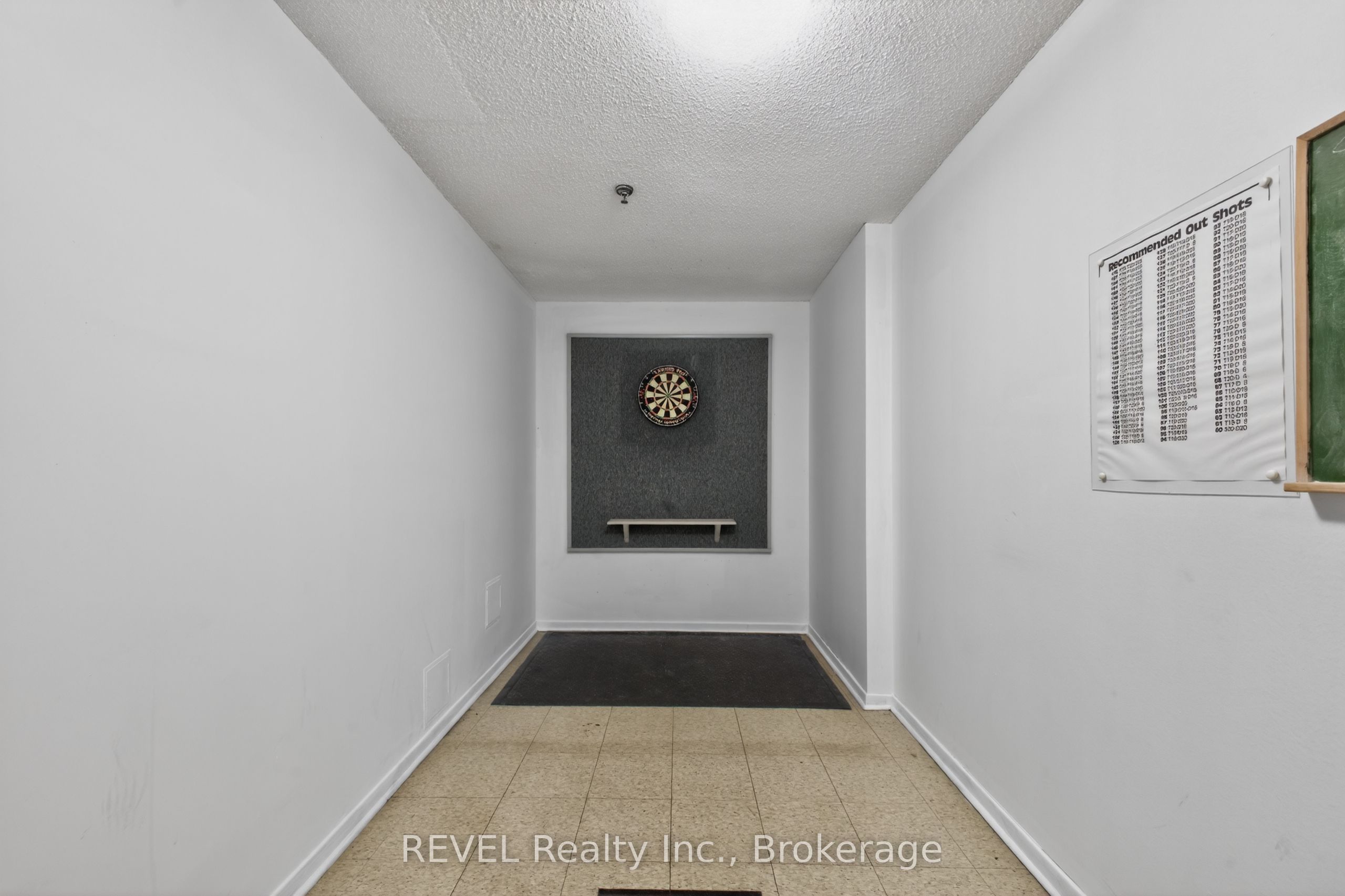 7 Gale Crescent 207 Property Photo 39