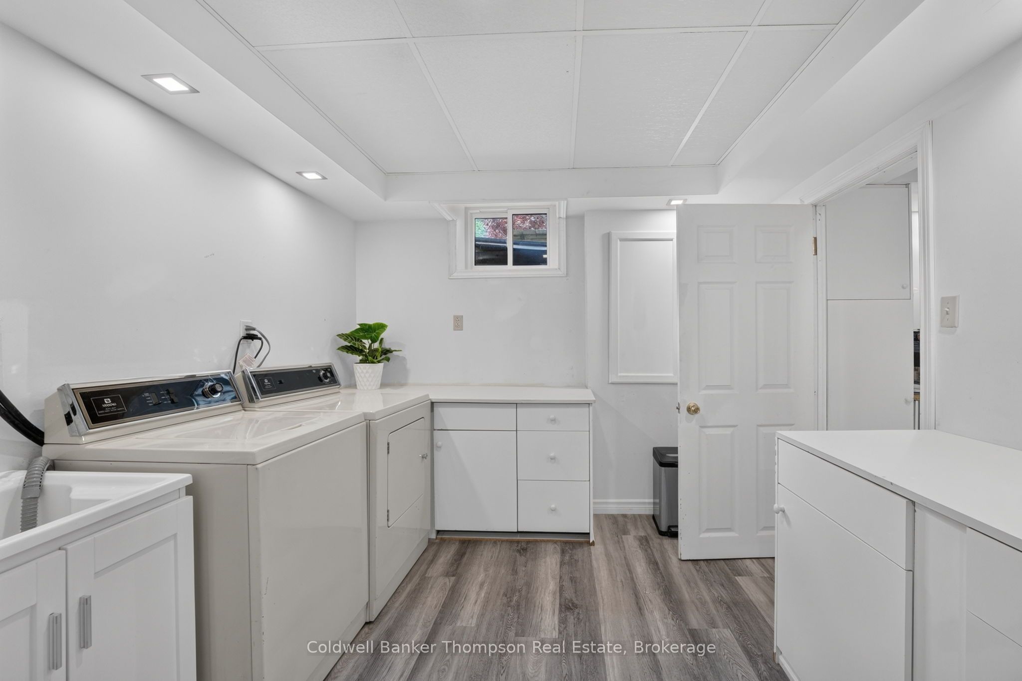 1864 Brunel Road Property Photo 29