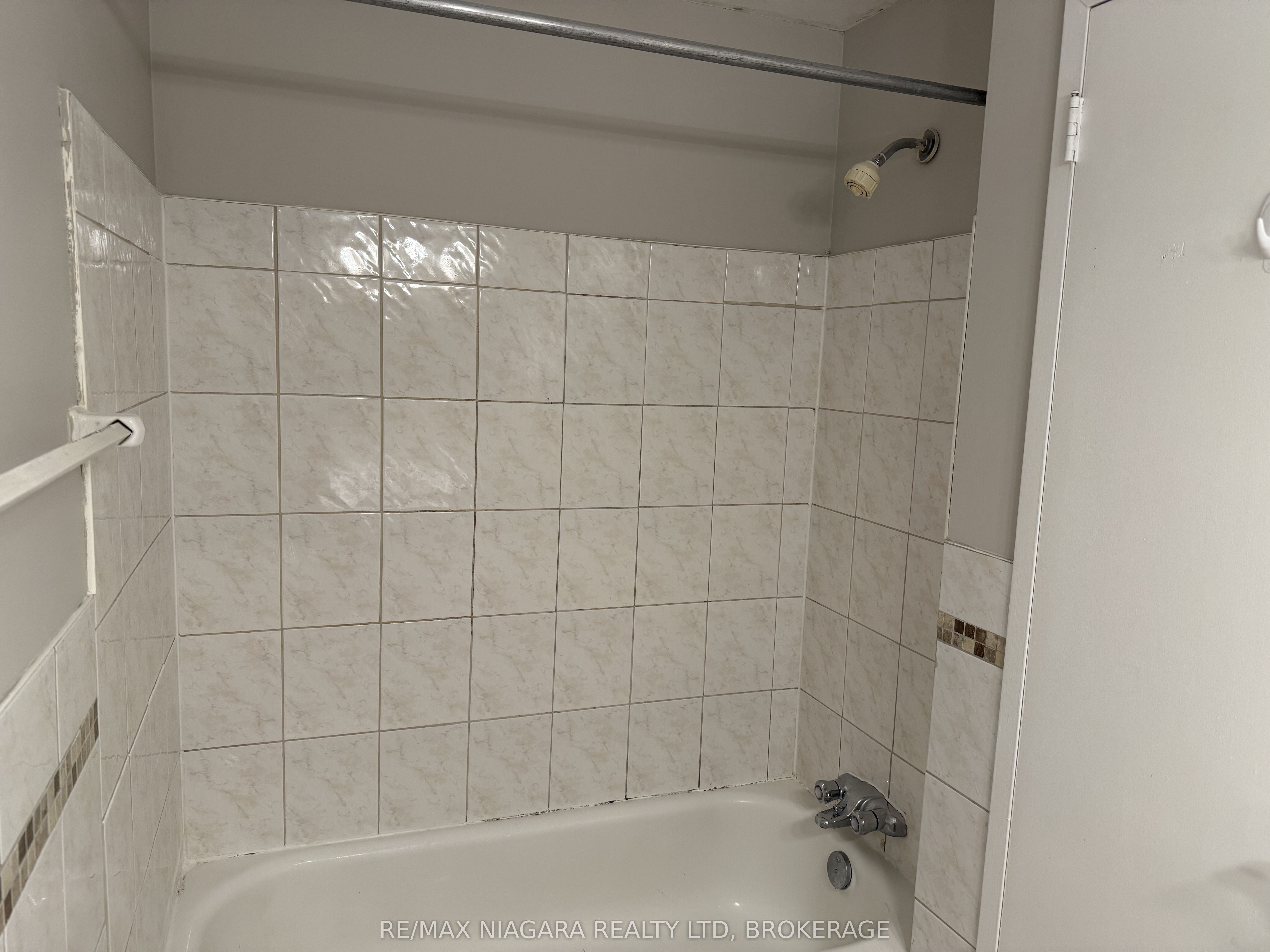 7 Riverview Boulevard 305 Property Photo 17