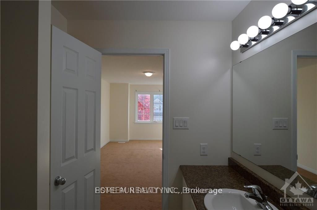 567 Ashbourne Crescent Property Photo 15