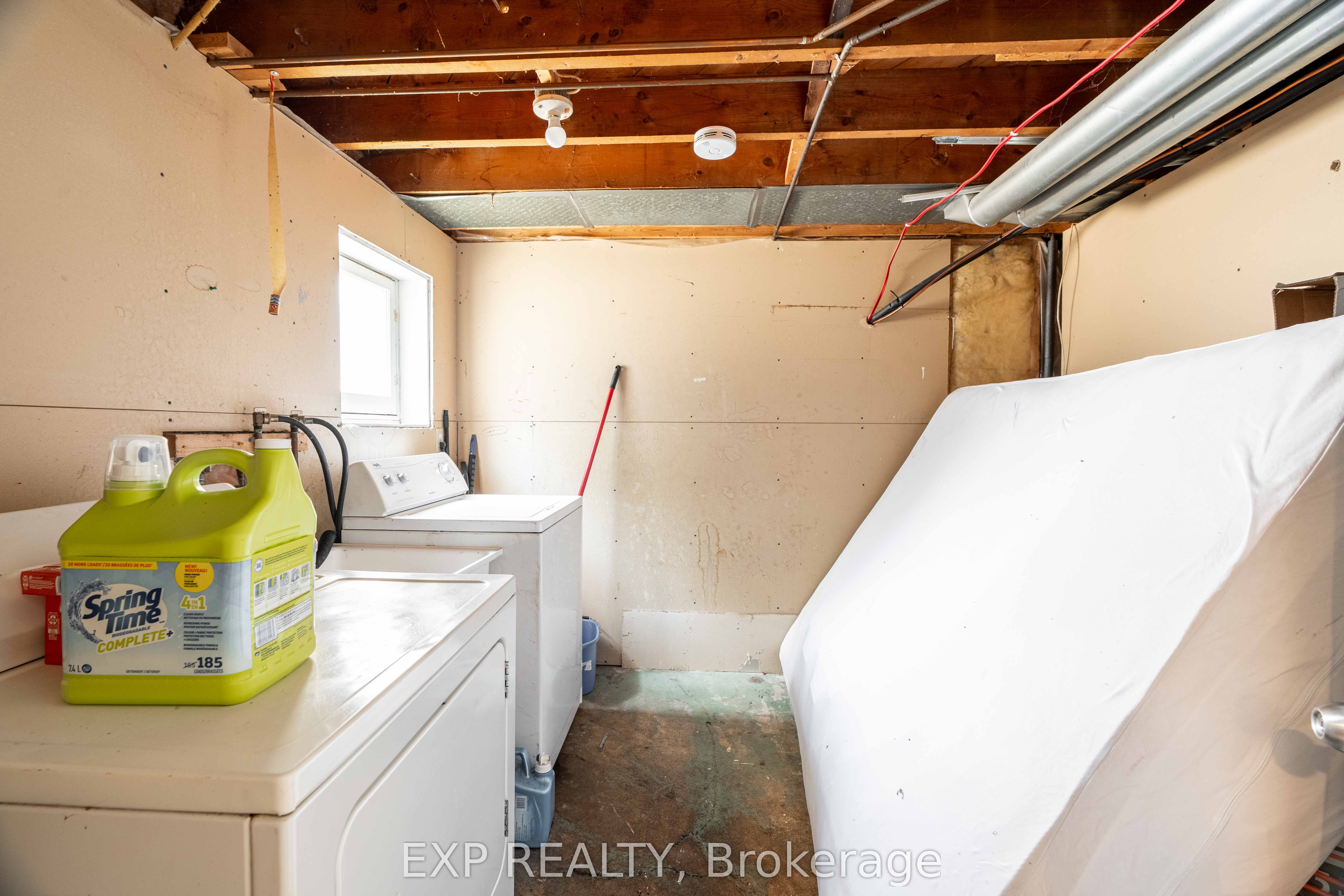 1519 Howland Avenue Property Photo 29