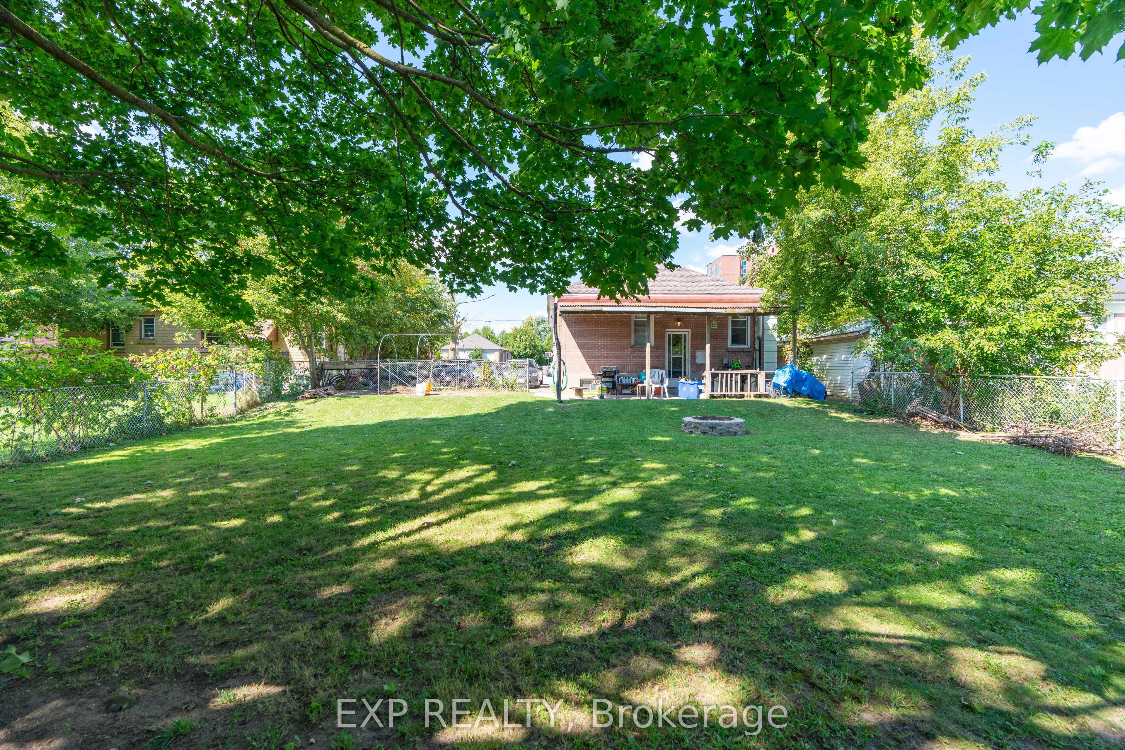 1519 Howland Avenue Property Photo 34