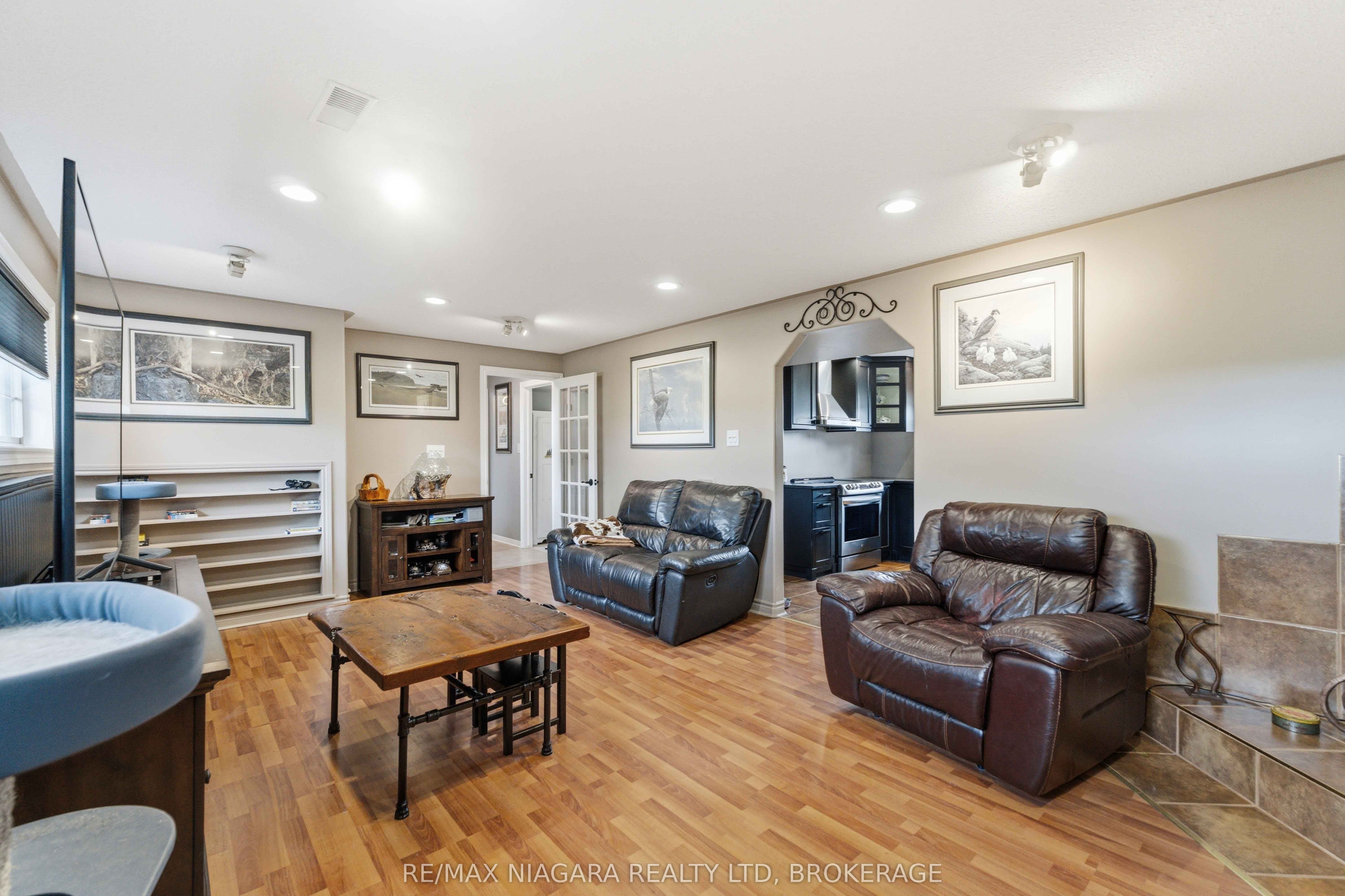 661 Carl Road Property Photo 22