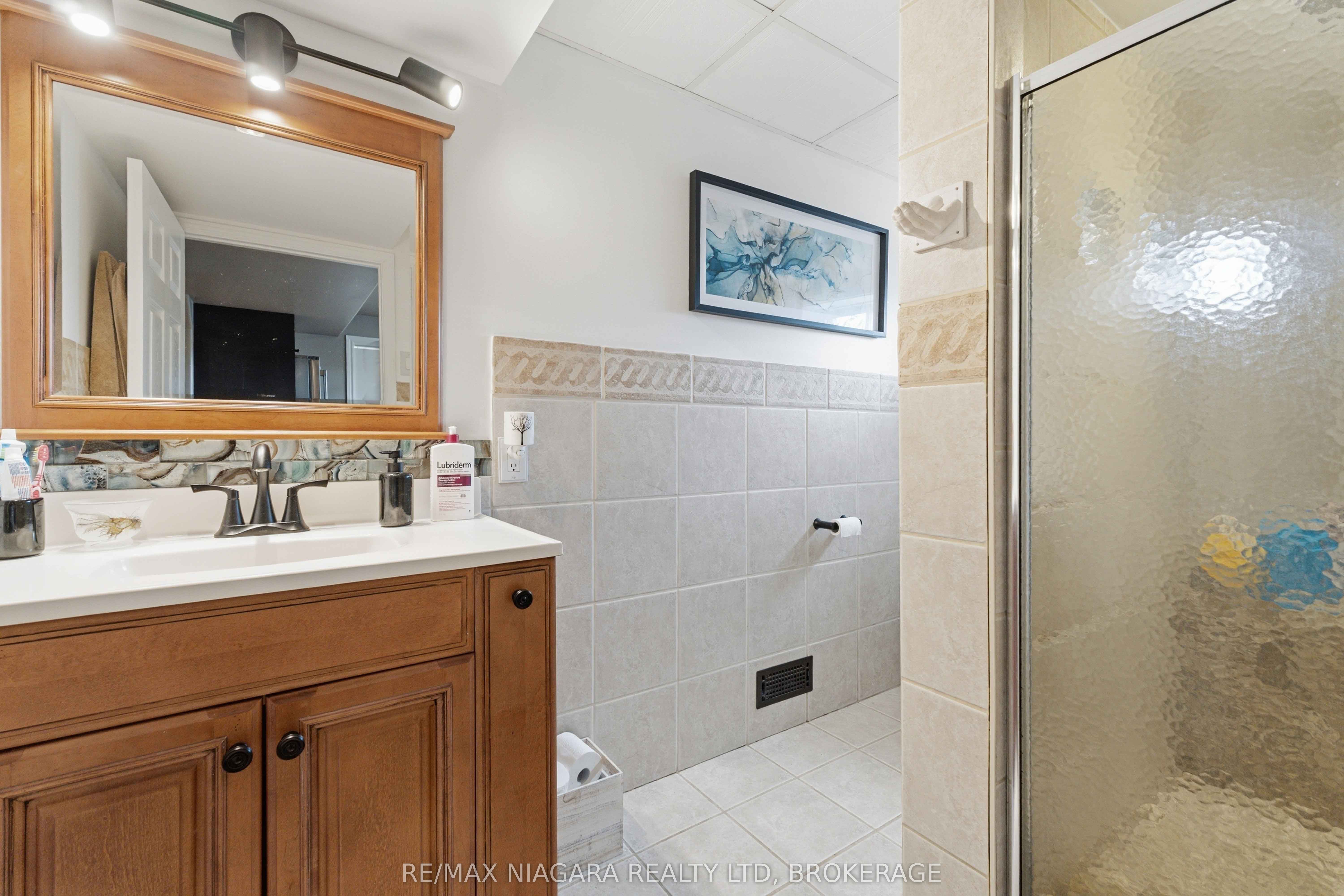 661 Carl Road Property Photo 25