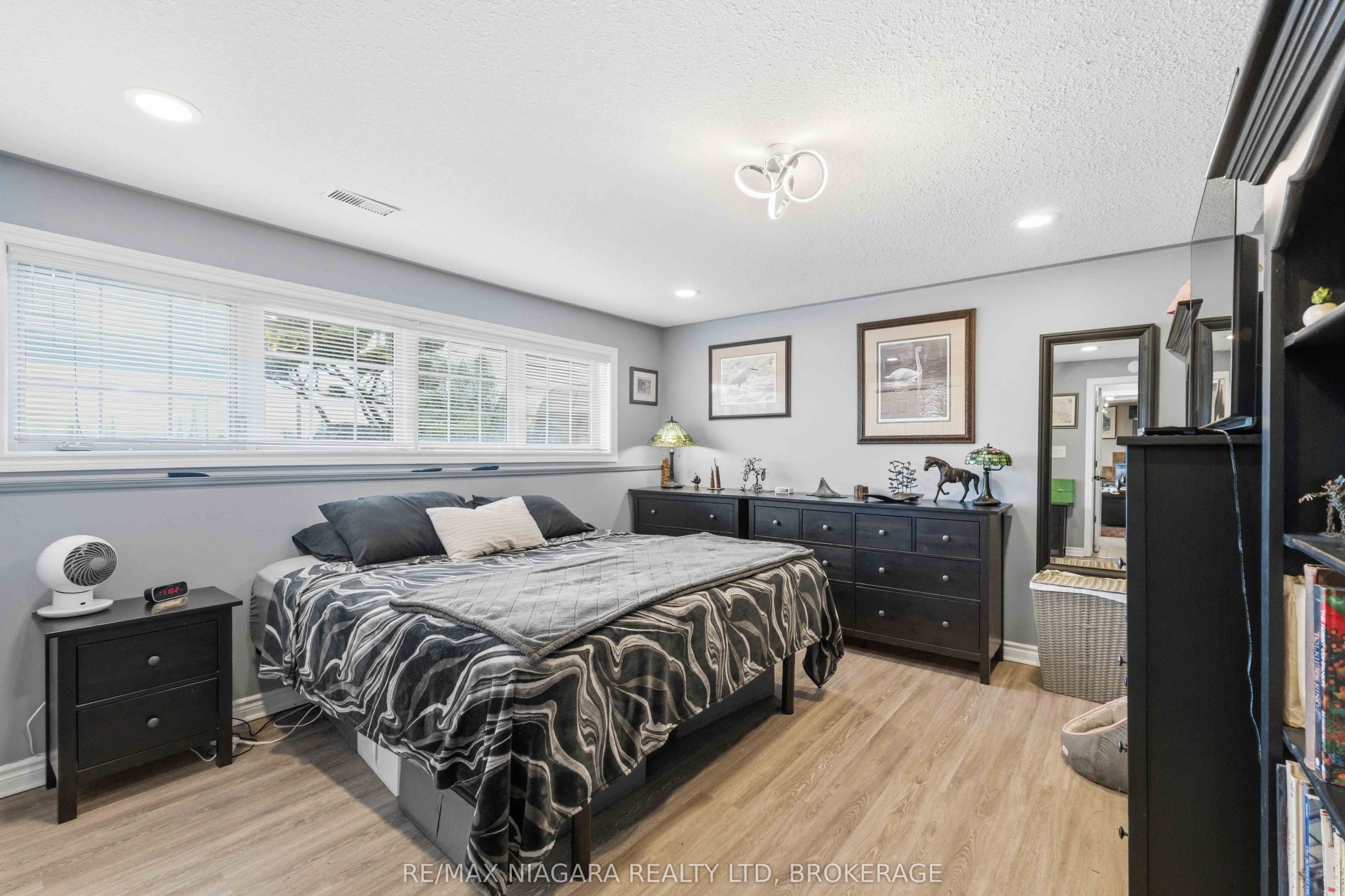 661 Carl Road Property Photo 27