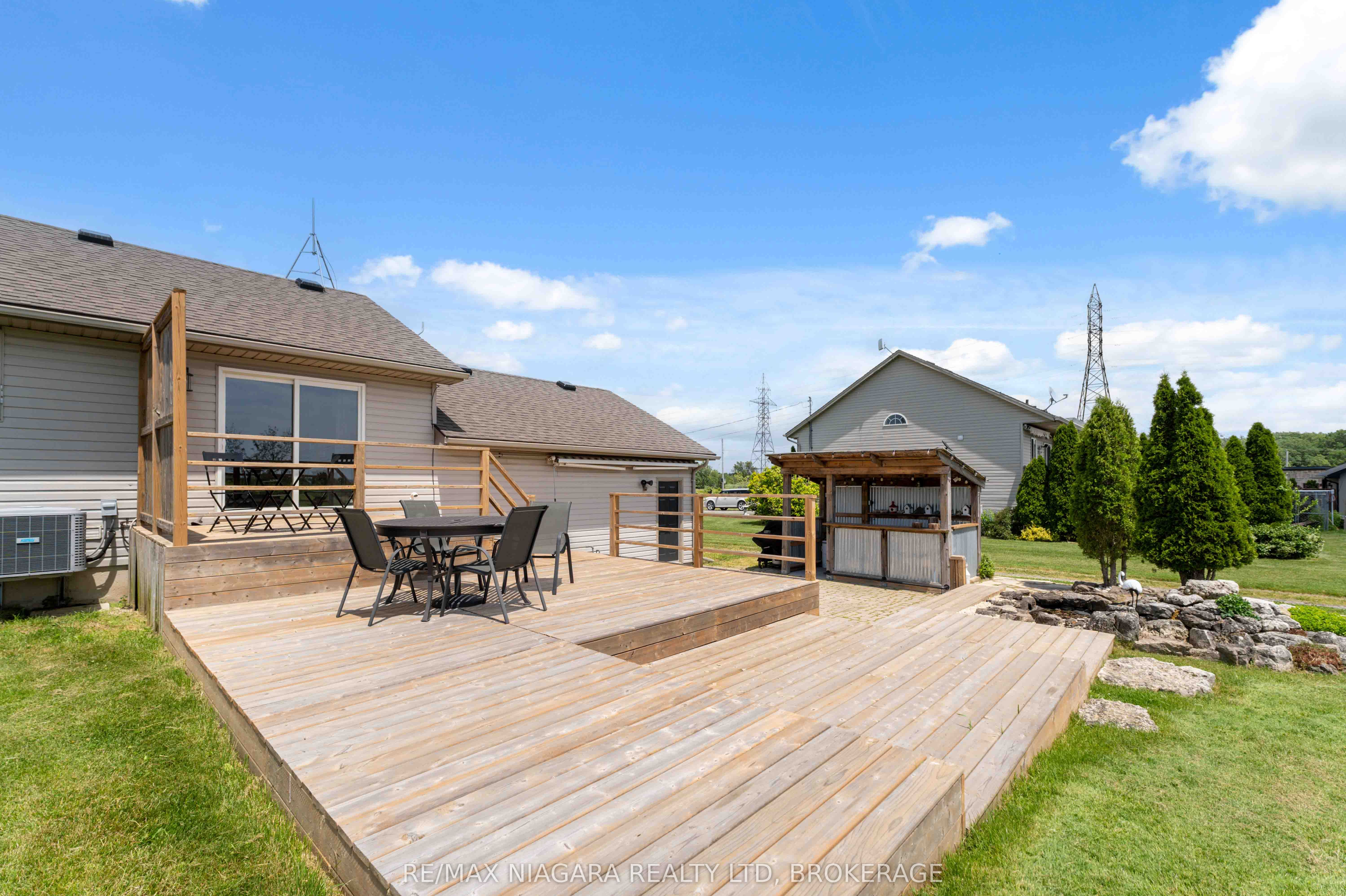 661 Carl Road Property Photo 33