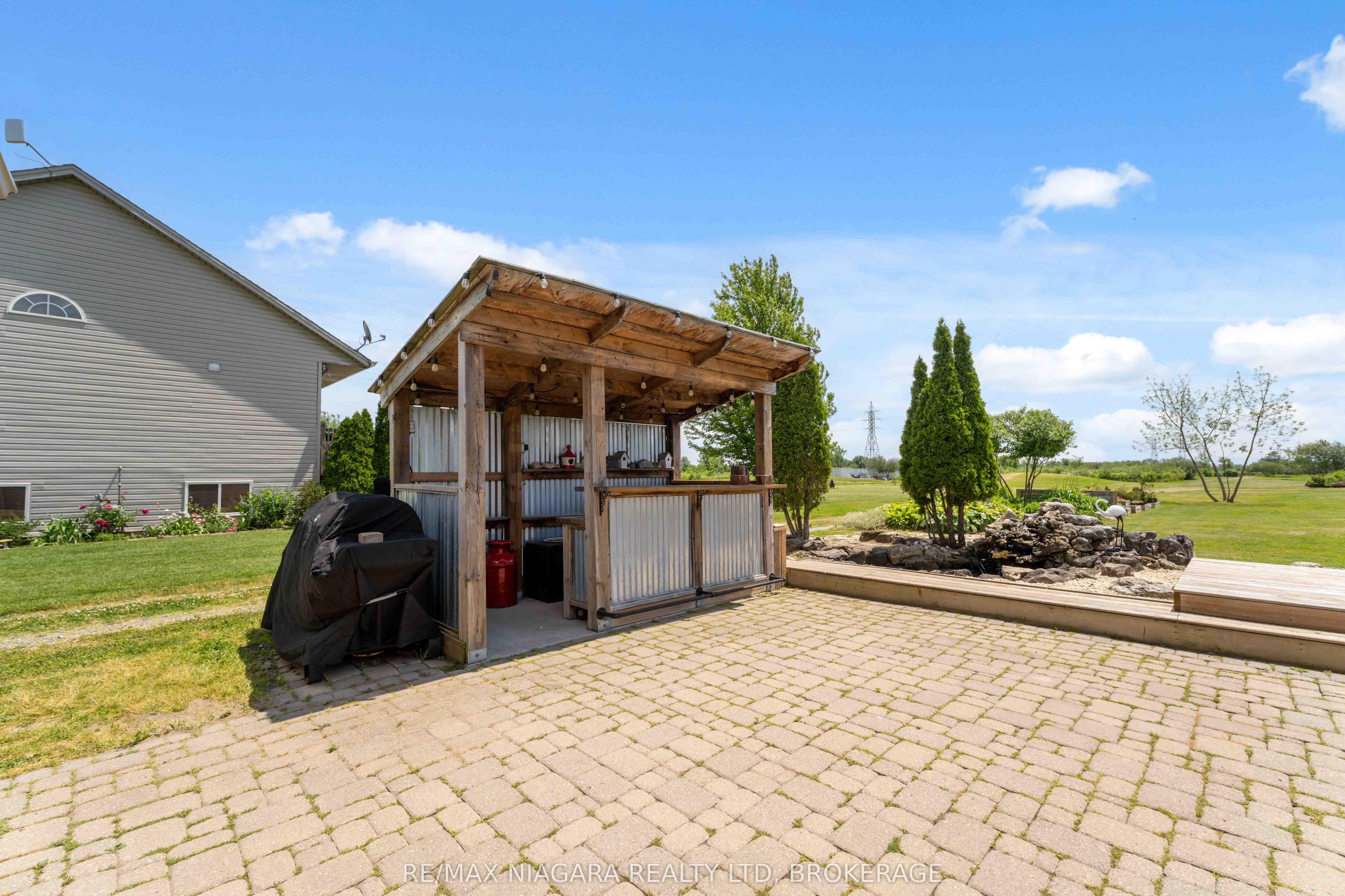 661 Carl Road Property Photo 34