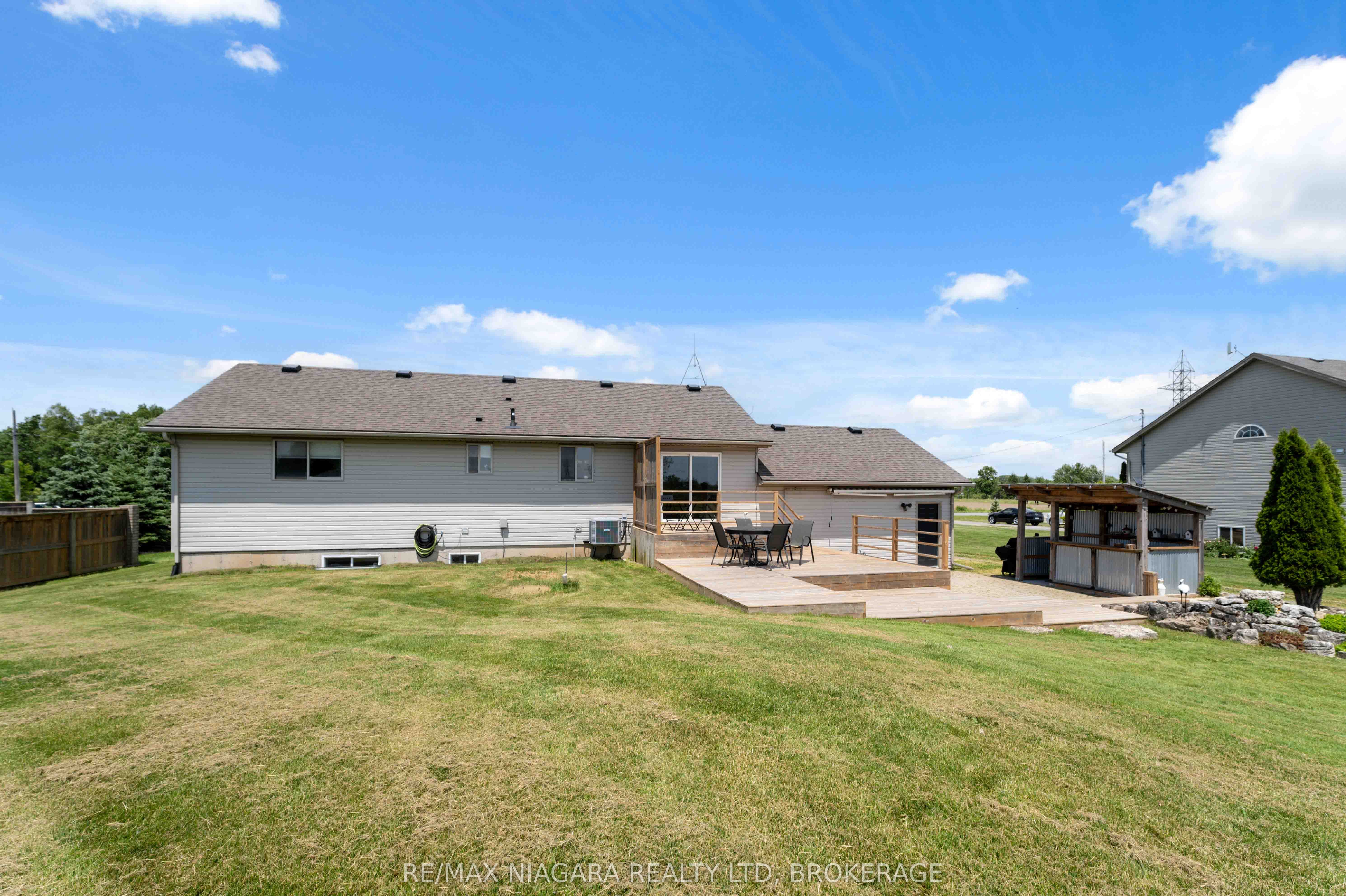 661 Carl Road Property Photo 35