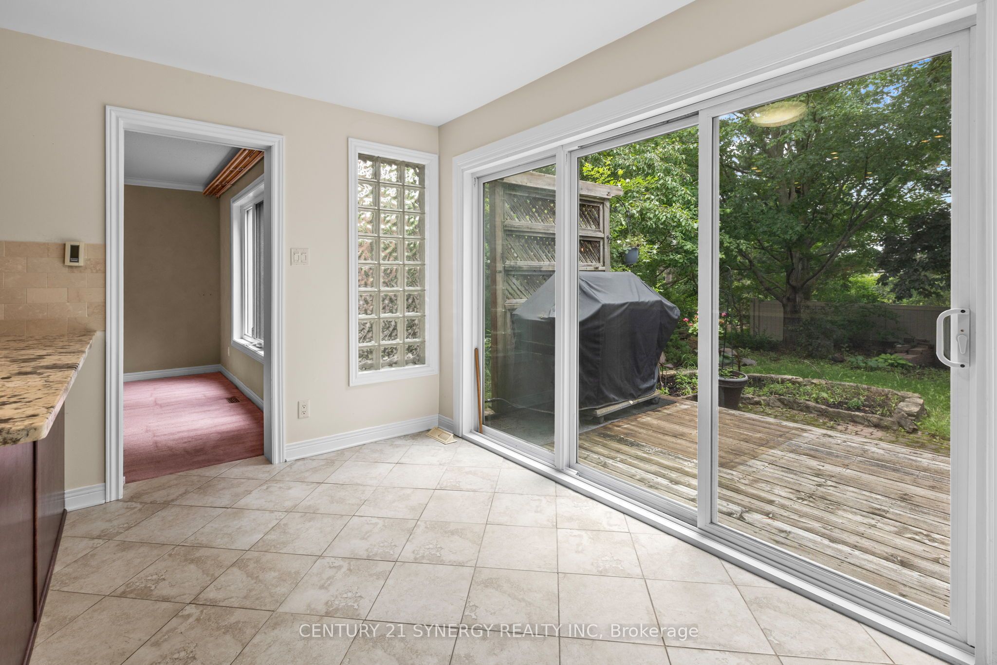 6 Fessenden Way Property Photo 16