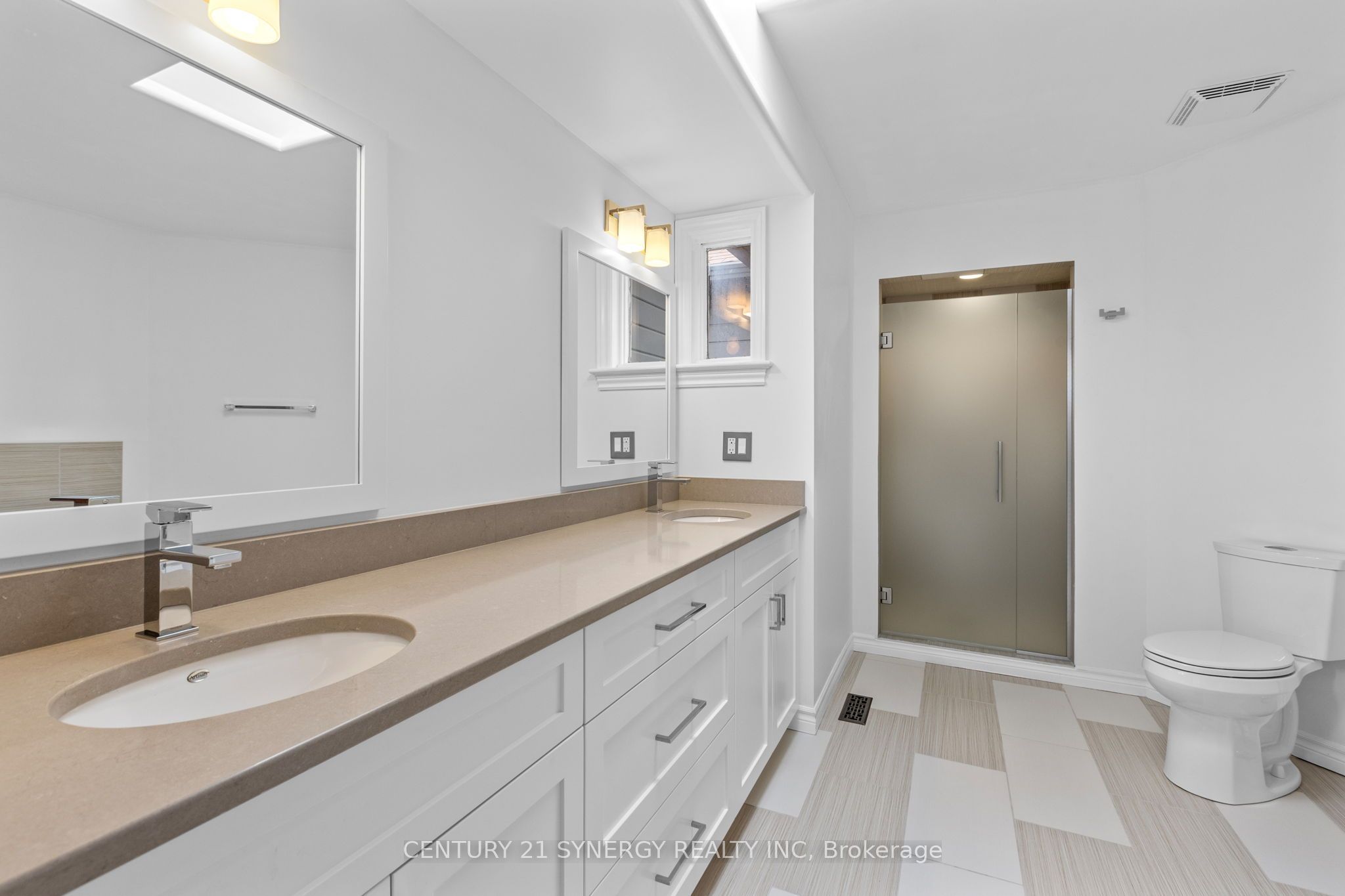 6 Fessenden Way Property Photo 25