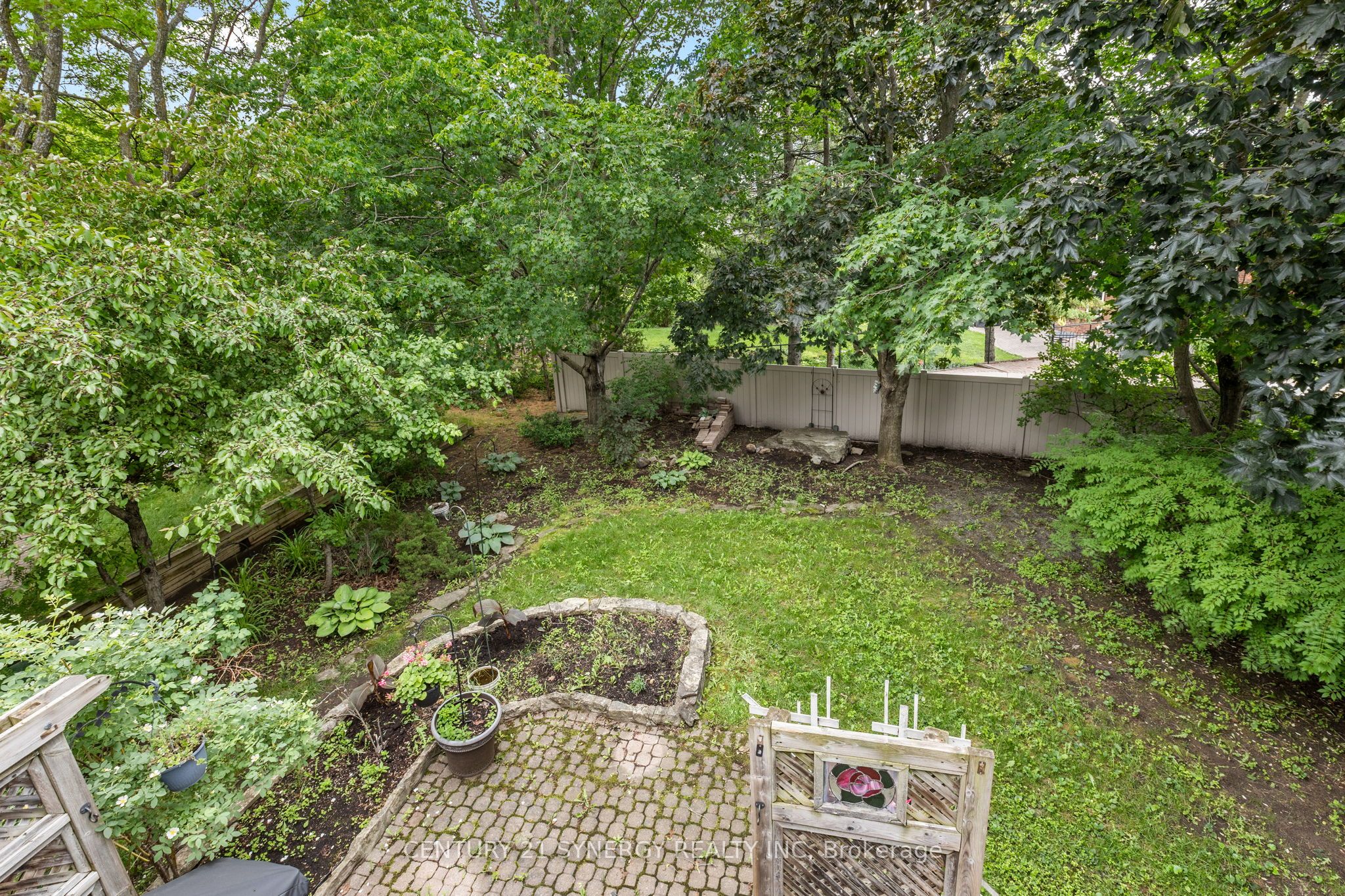 6 Fessenden Way Property Photo 34