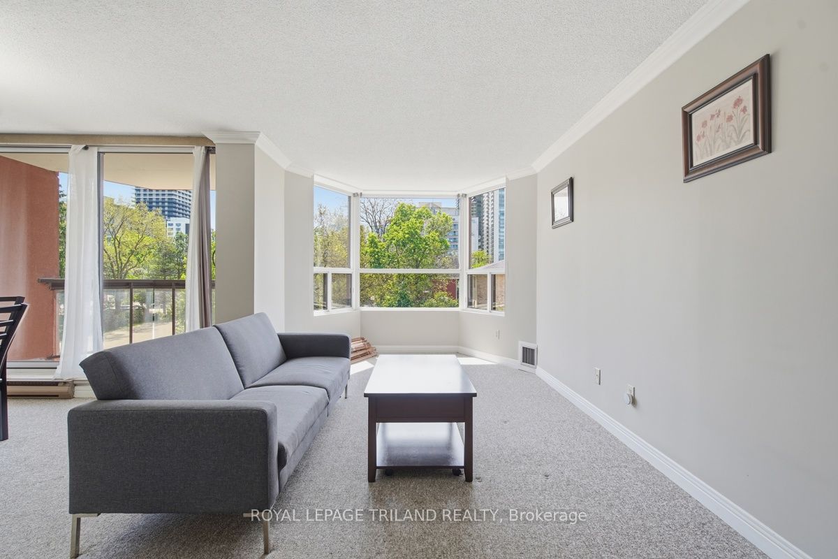 600 Talbot Street 308 Property Photo 6