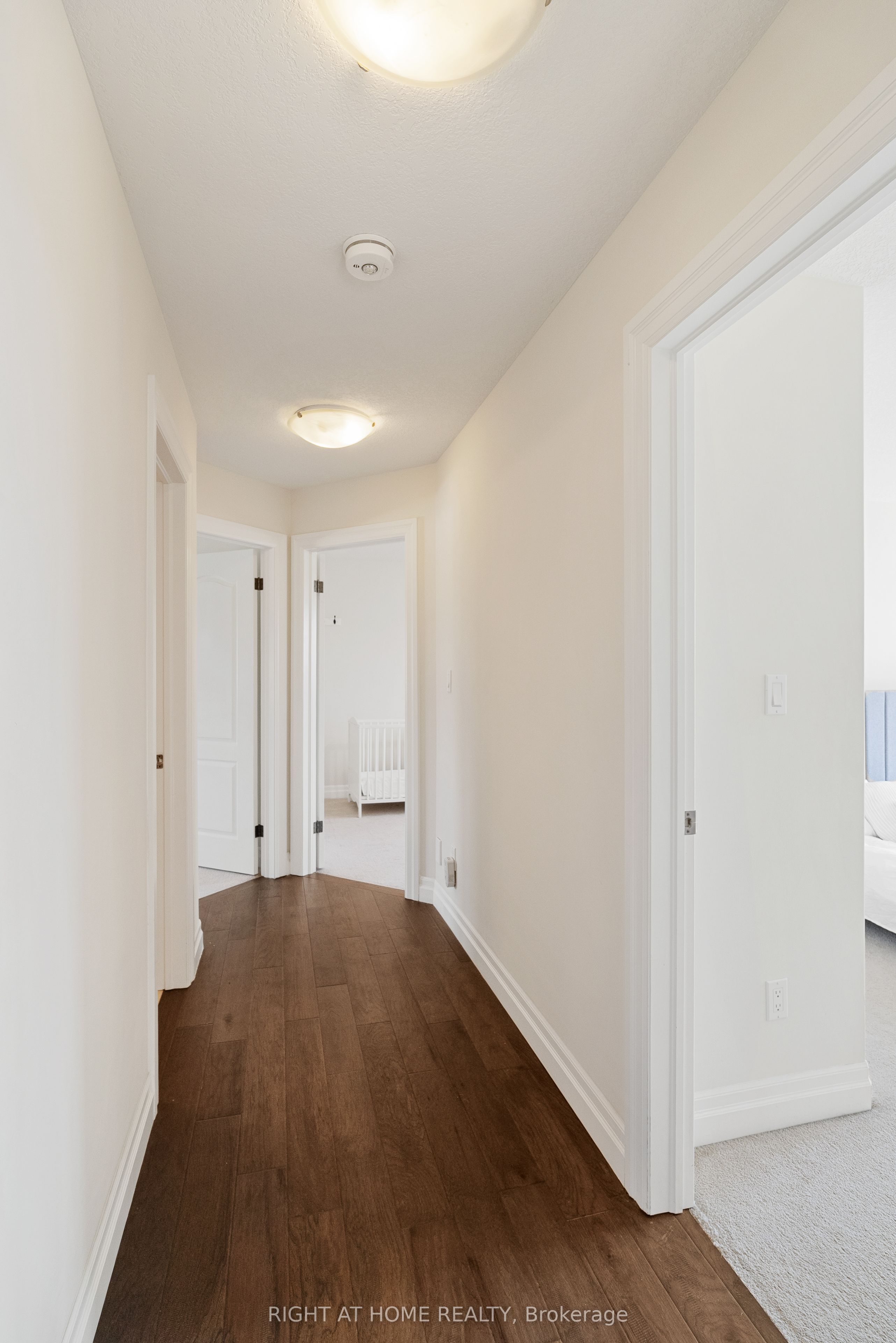 878 Zaifman Circle Property Photo 21