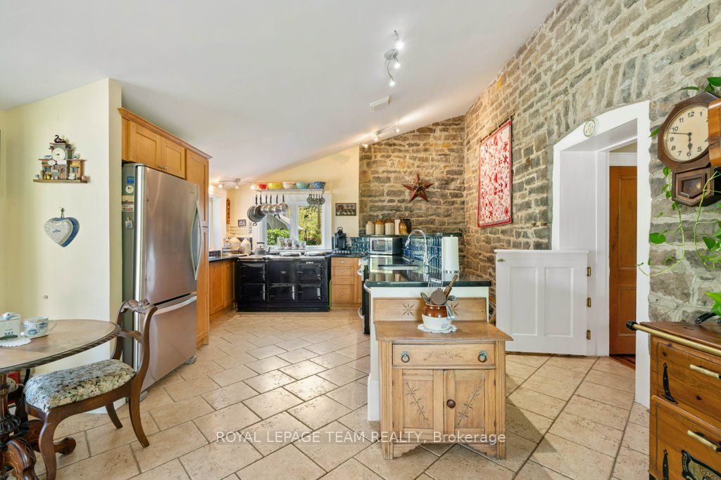 10095 Shaw Road Property Photo 15