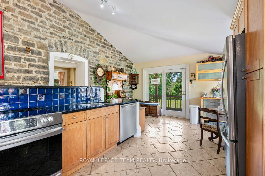 10095 Shaw Road Property Photo 18