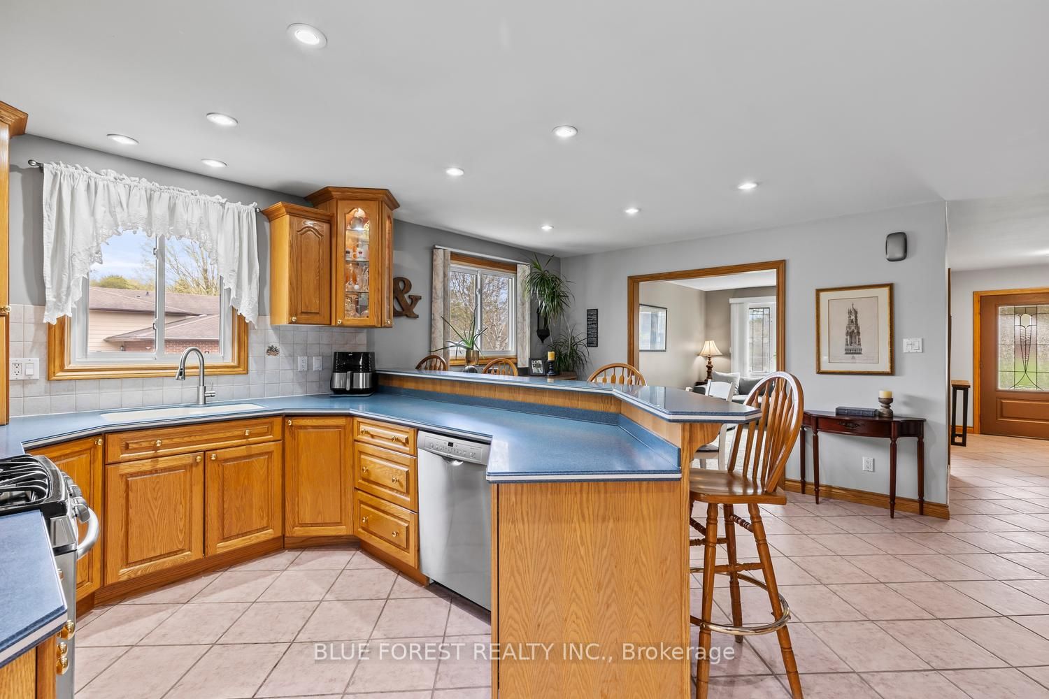 2362 Slo Pitch Road Property Photo 15