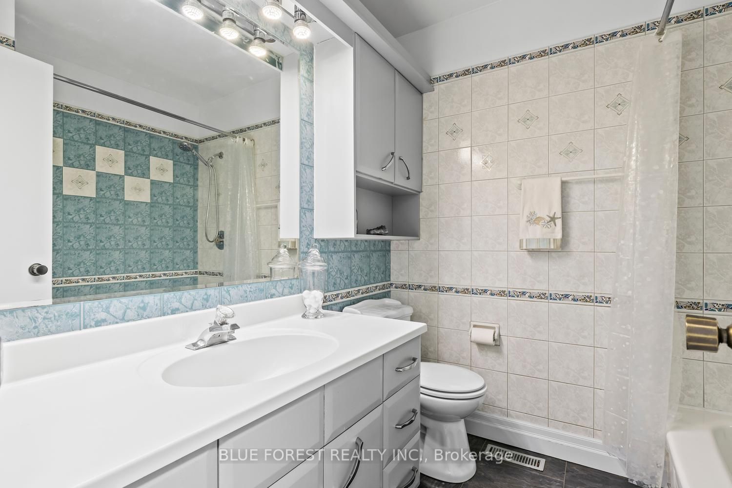 2362 Slo Pitch Road Property Photo 27