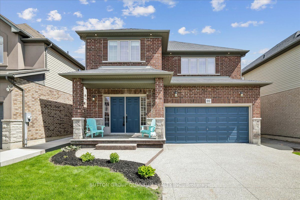 92 Garinger Crescent Property Photo 1