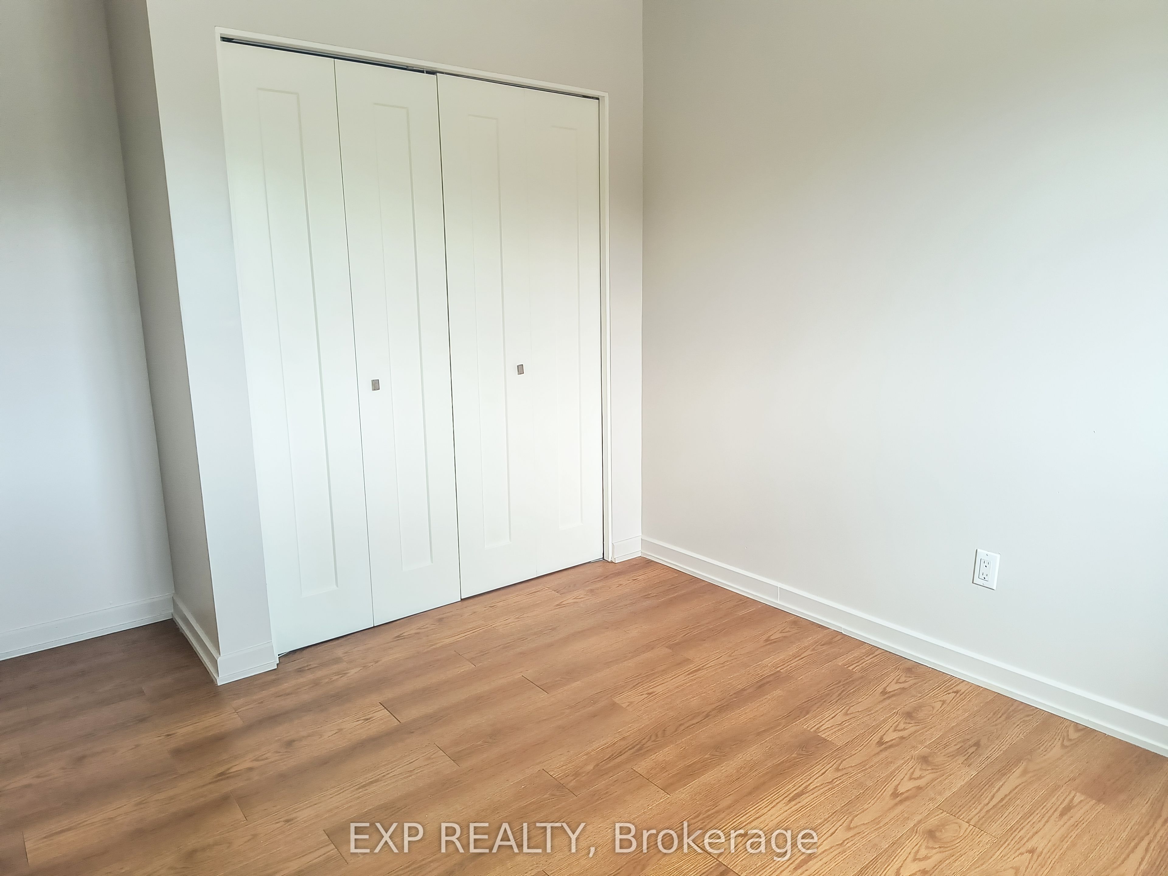 971 Gulf Place 6 Property Photo 16