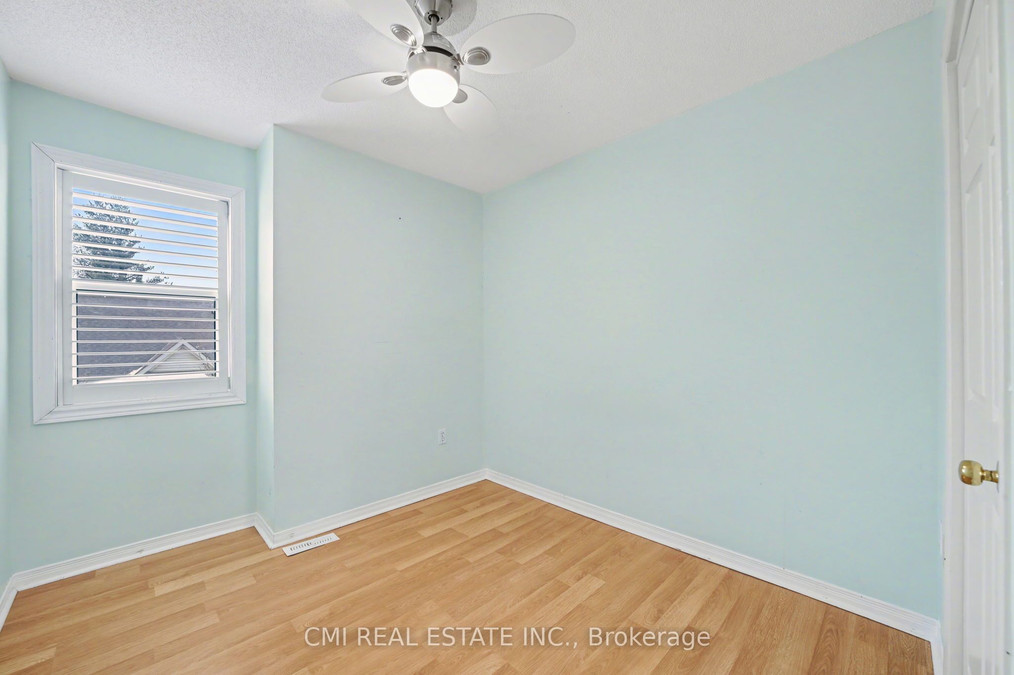 5070 Drummond Road 3 Property Photo 21
