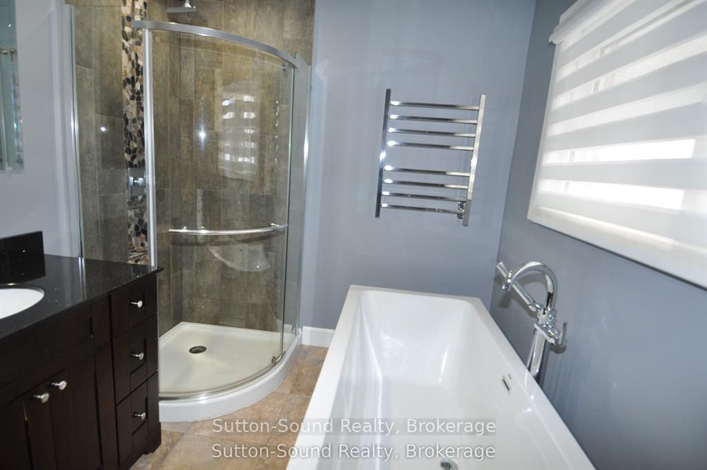 10 Brownlee Street S Property Photo 16