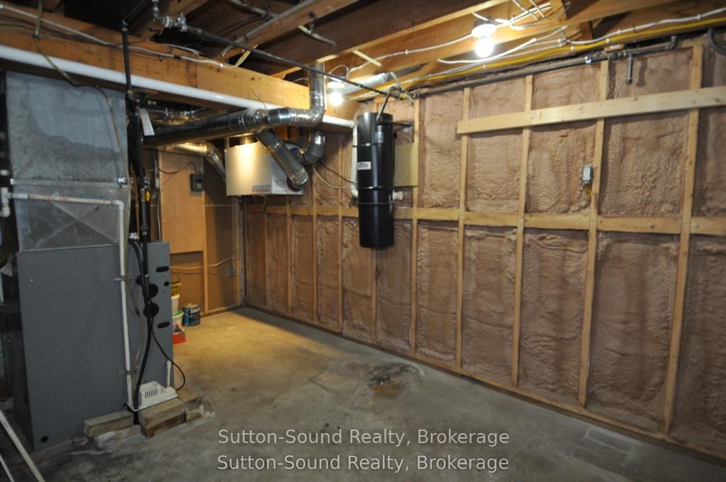 10 Brownlee Street S Property Photo 33