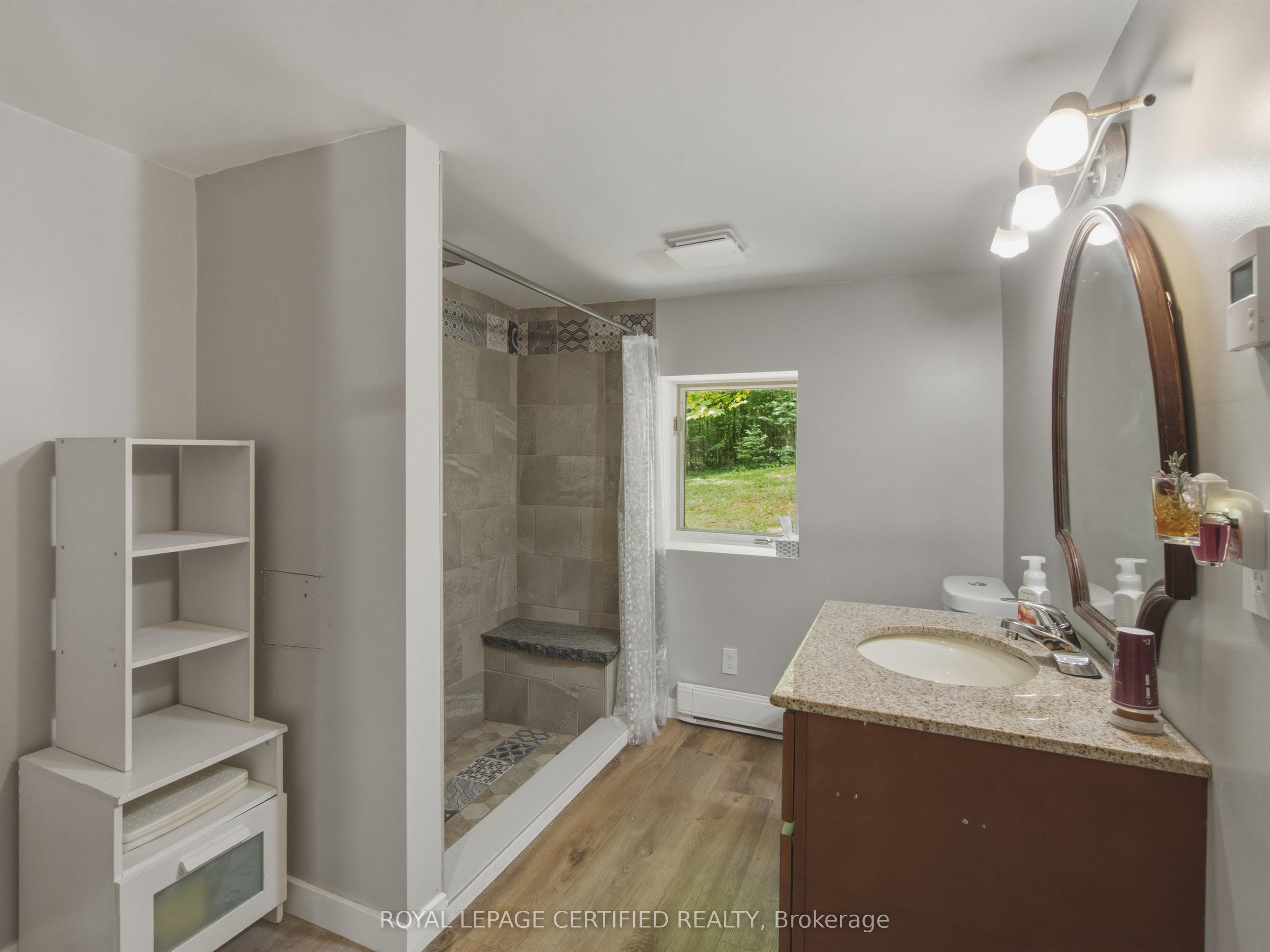 240 Britannia Road Property Photo 17