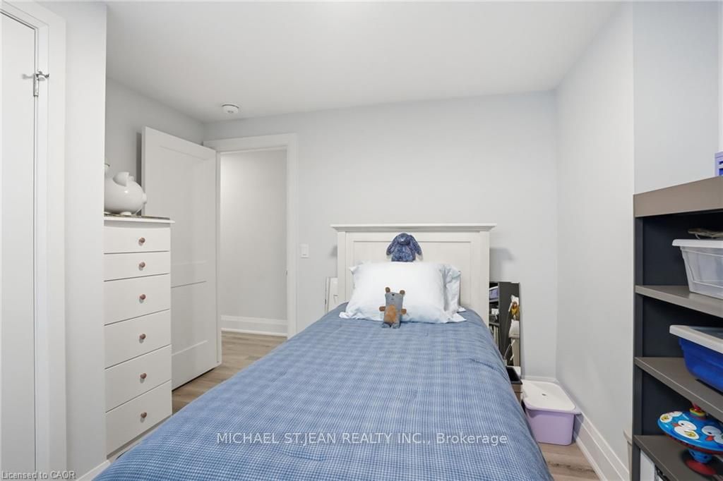 59 Swan Avenue Property Photo 33