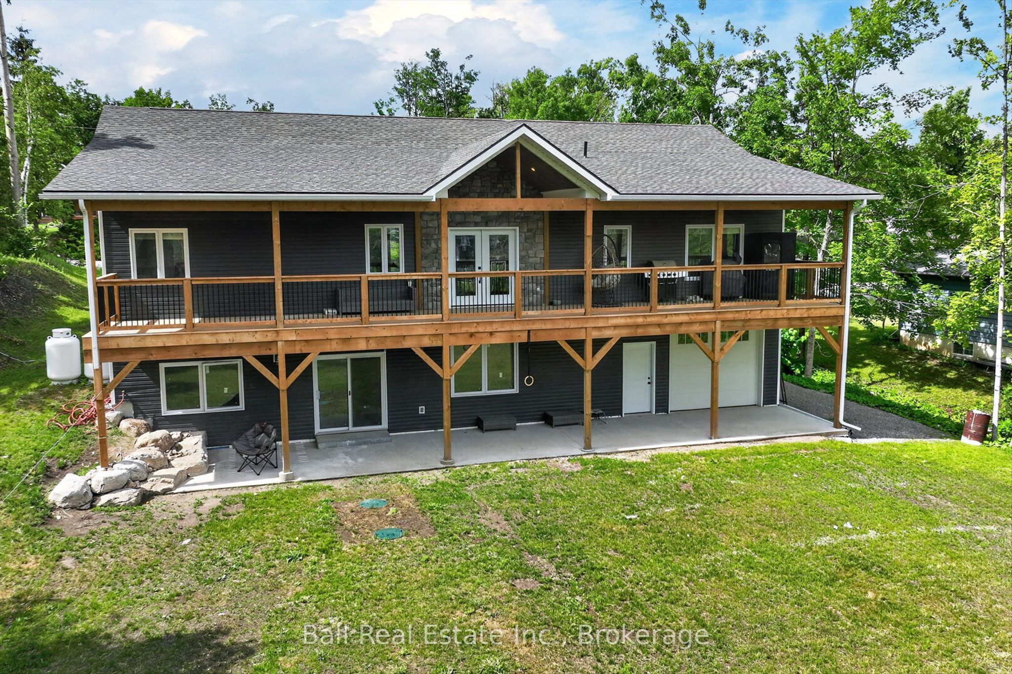 53 Sumcot Drive Property Photo 1